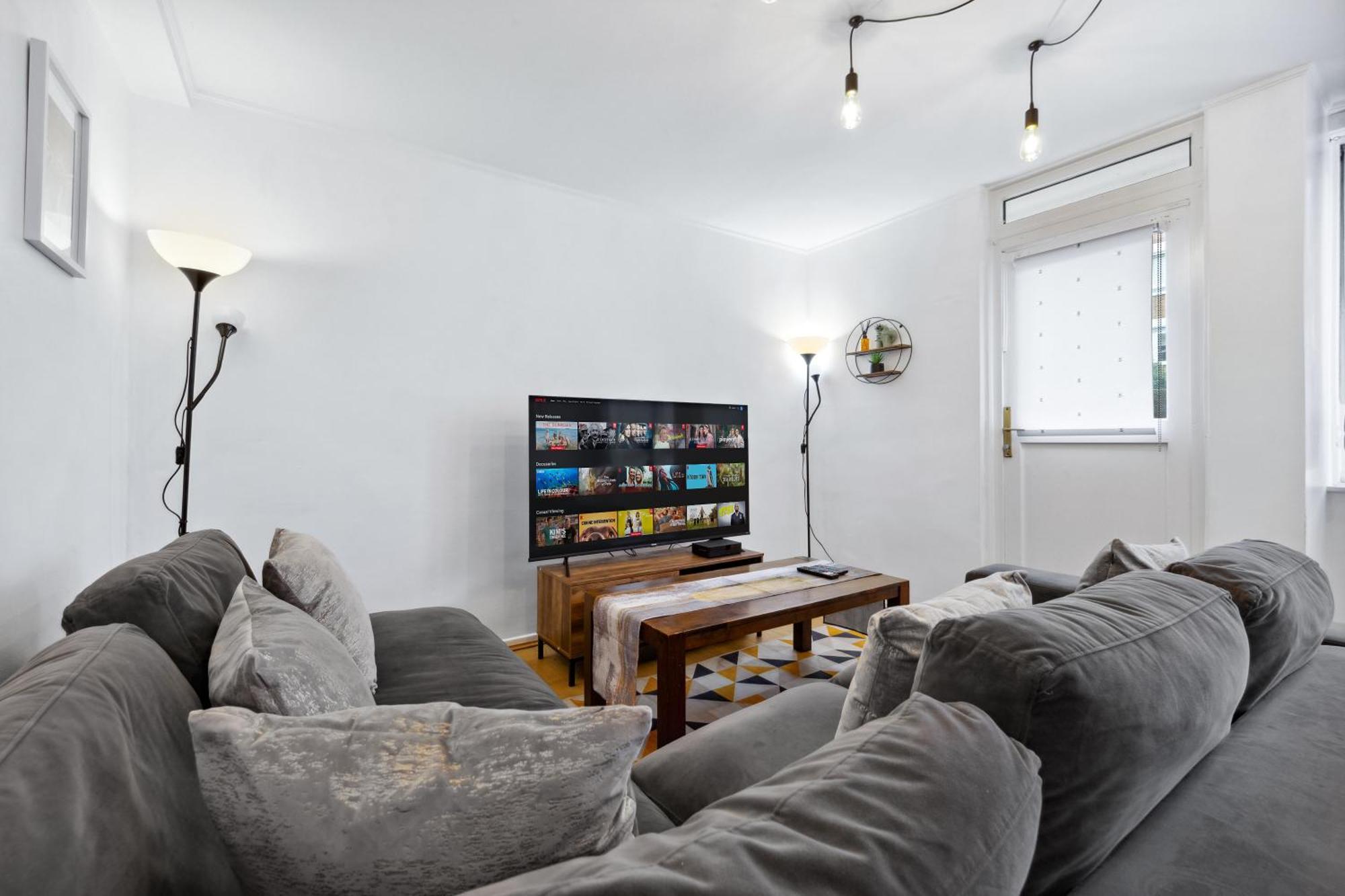 Spacious 3-bed Near Shoreditch With Parking Apartamento *