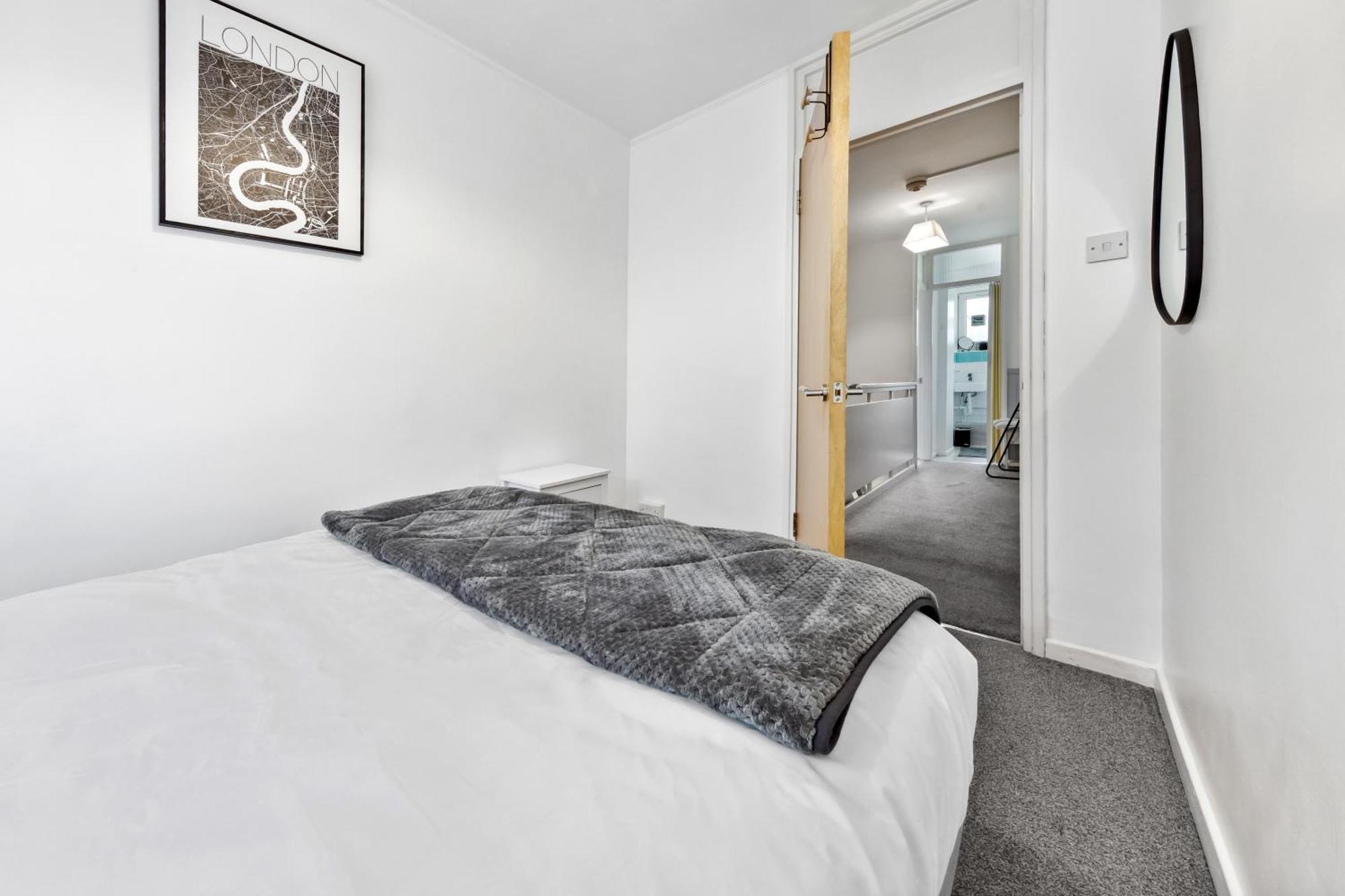 Spacious 3-bed Near Shoreditch With Parking Appartement Londres