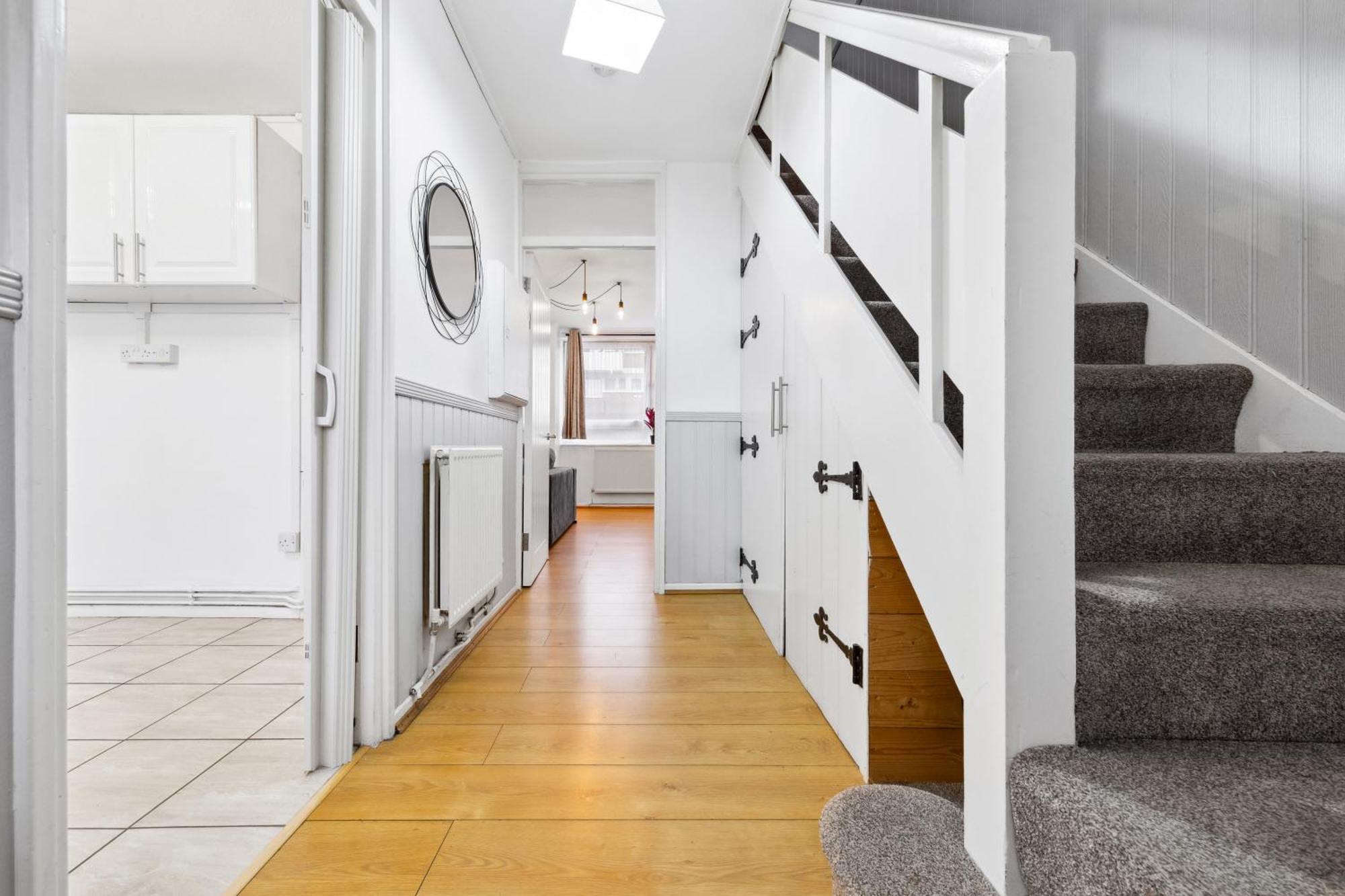 Appartement Spacious 3-bed Near Shoreditch With Parking