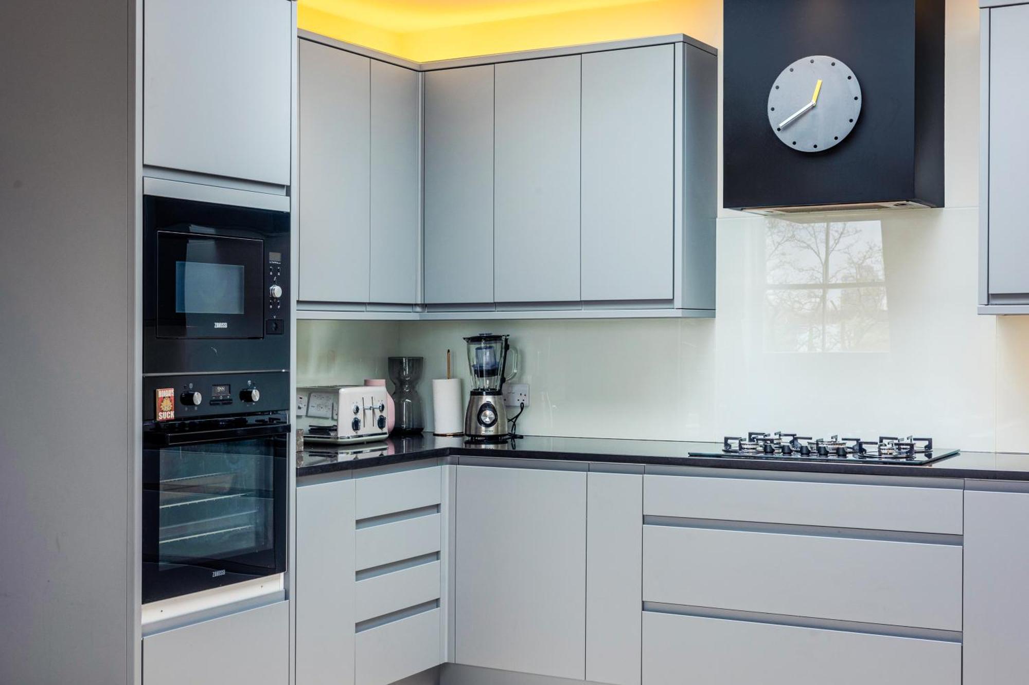 Apartamento Amazing 2br Flat, Free Parking, By Battersea *