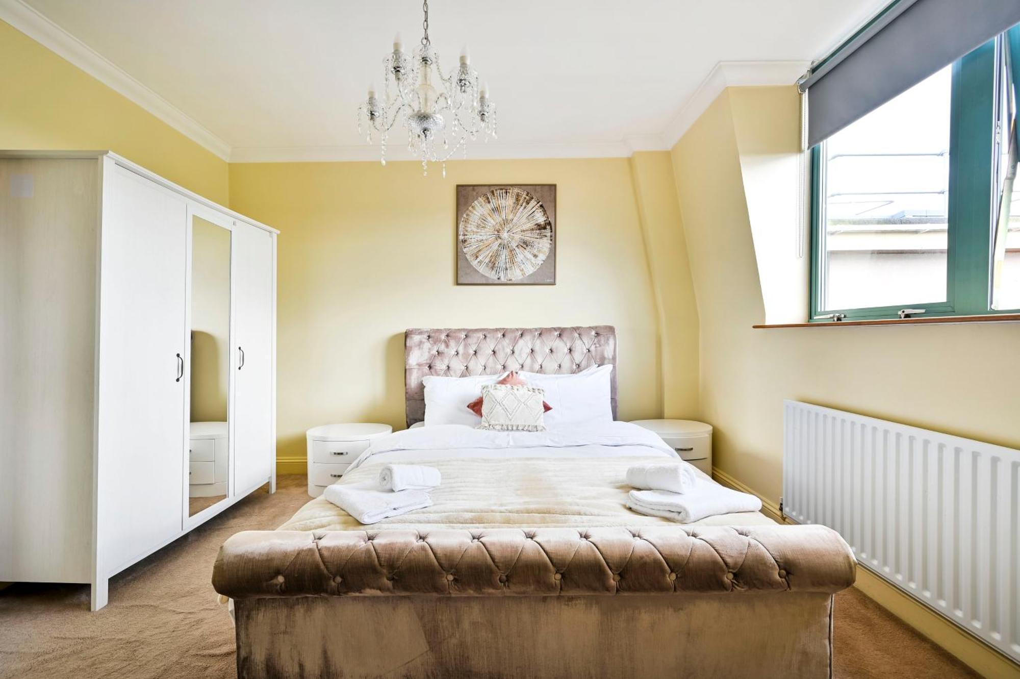 Stylish Kilburn Escape - Boutique Living In