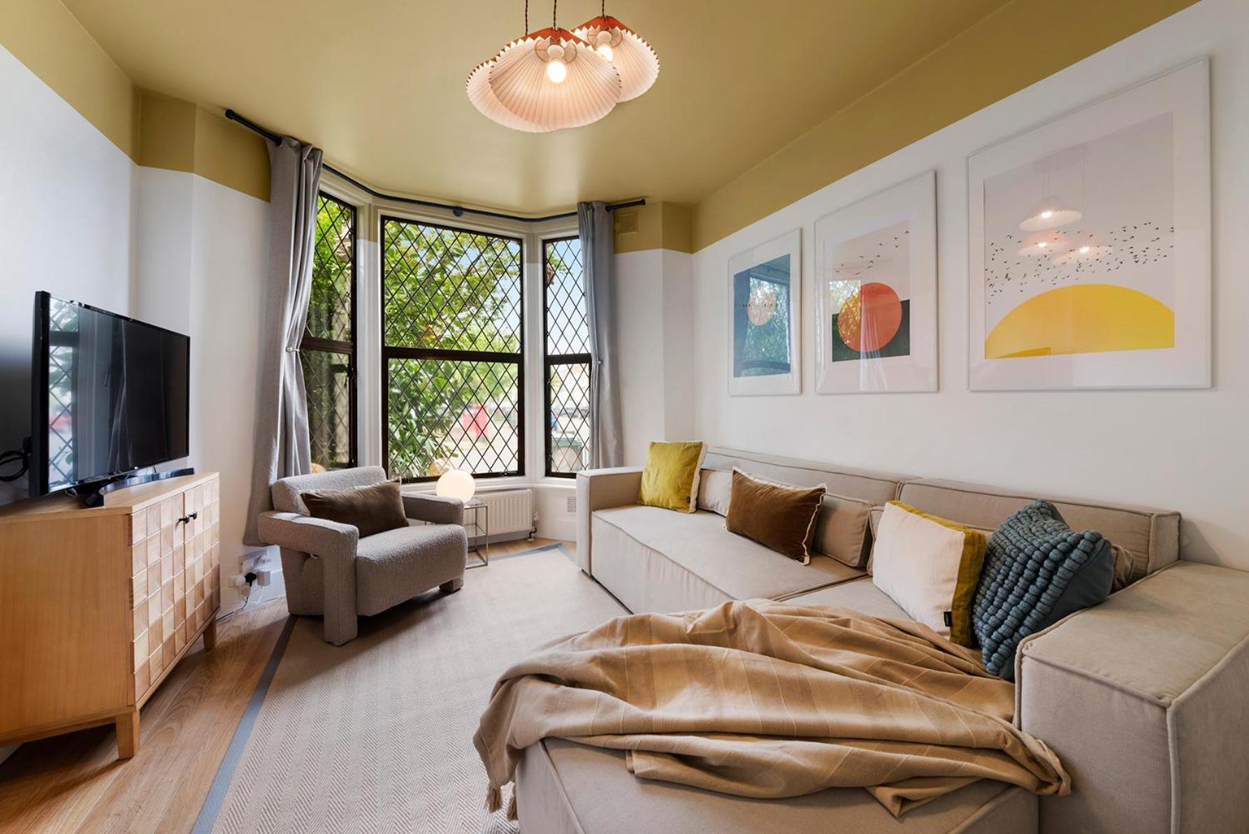 Peaceful Crouch Hill Flat By Morethanstays