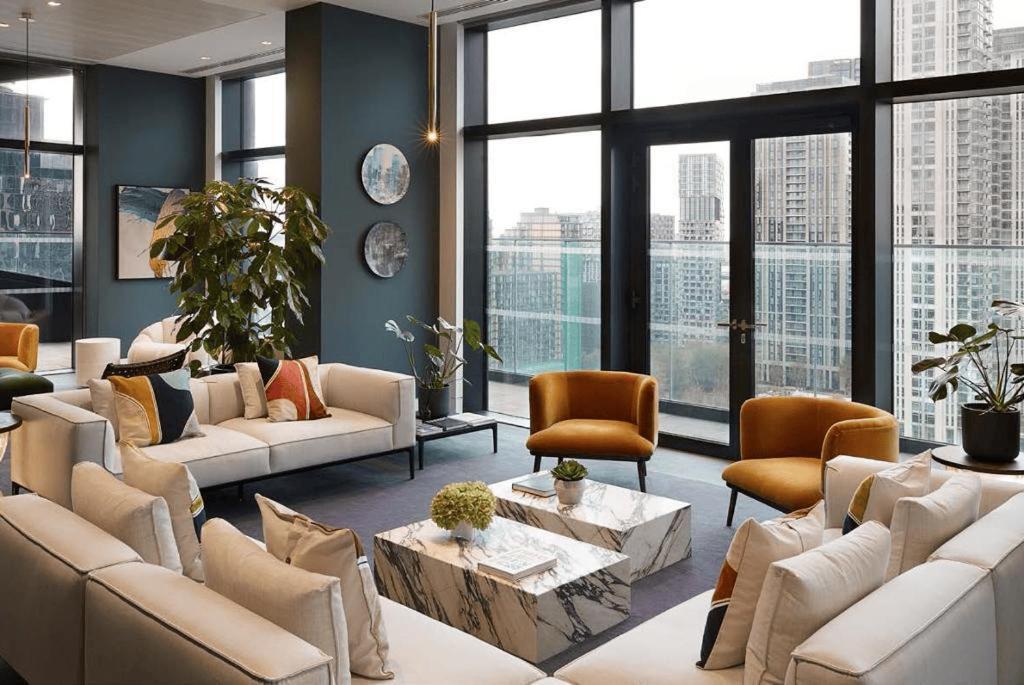 Luxury Balcony Apartment, Canary Wharf * Londres