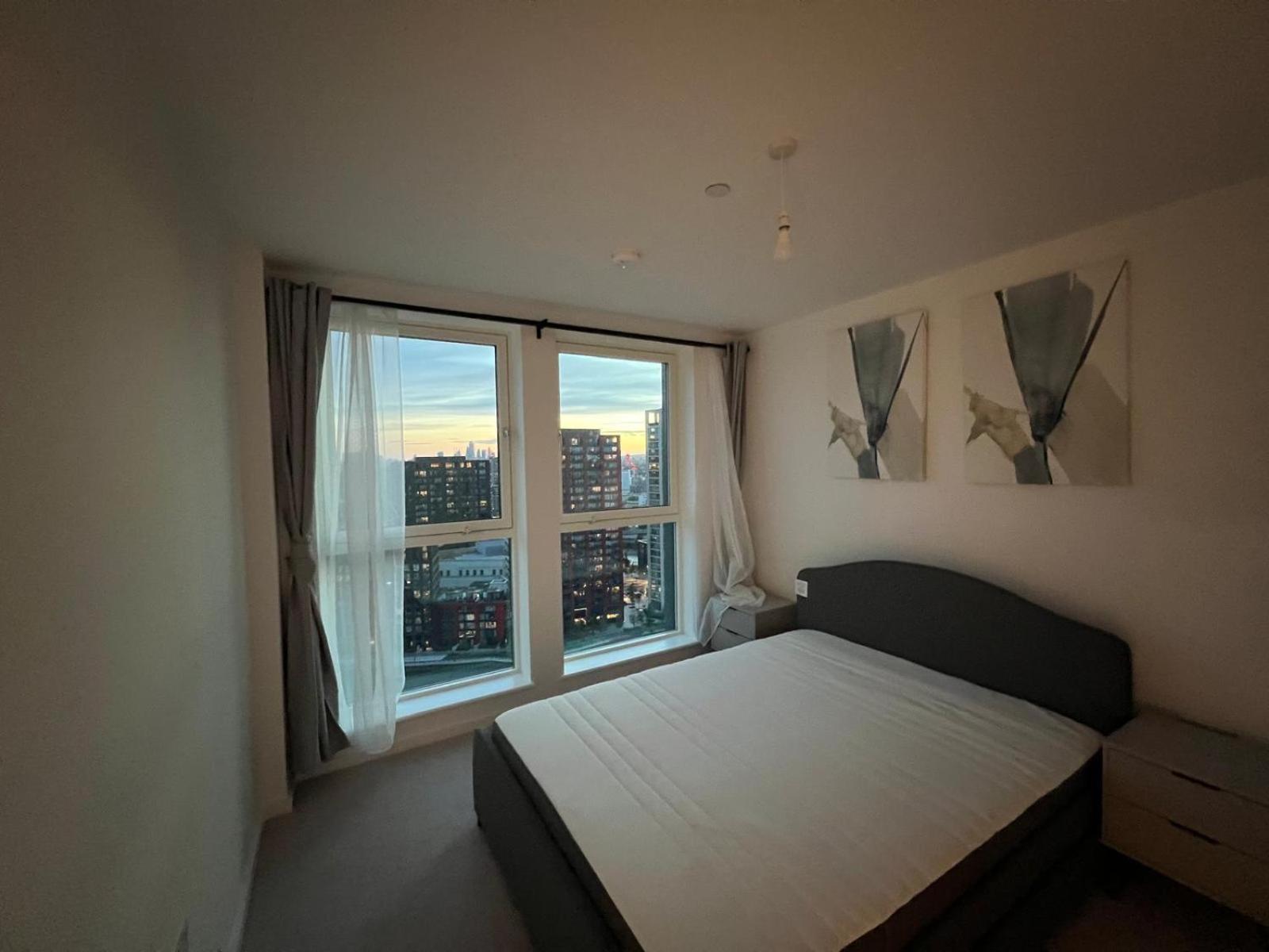 Ac Luxe Penthouse With Free Parking Londres
