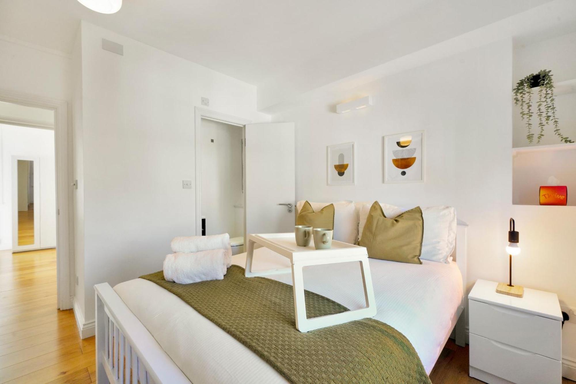 Two Bed By Livestay Short Lets & Serviced Near Oxford Circus Apartment London
