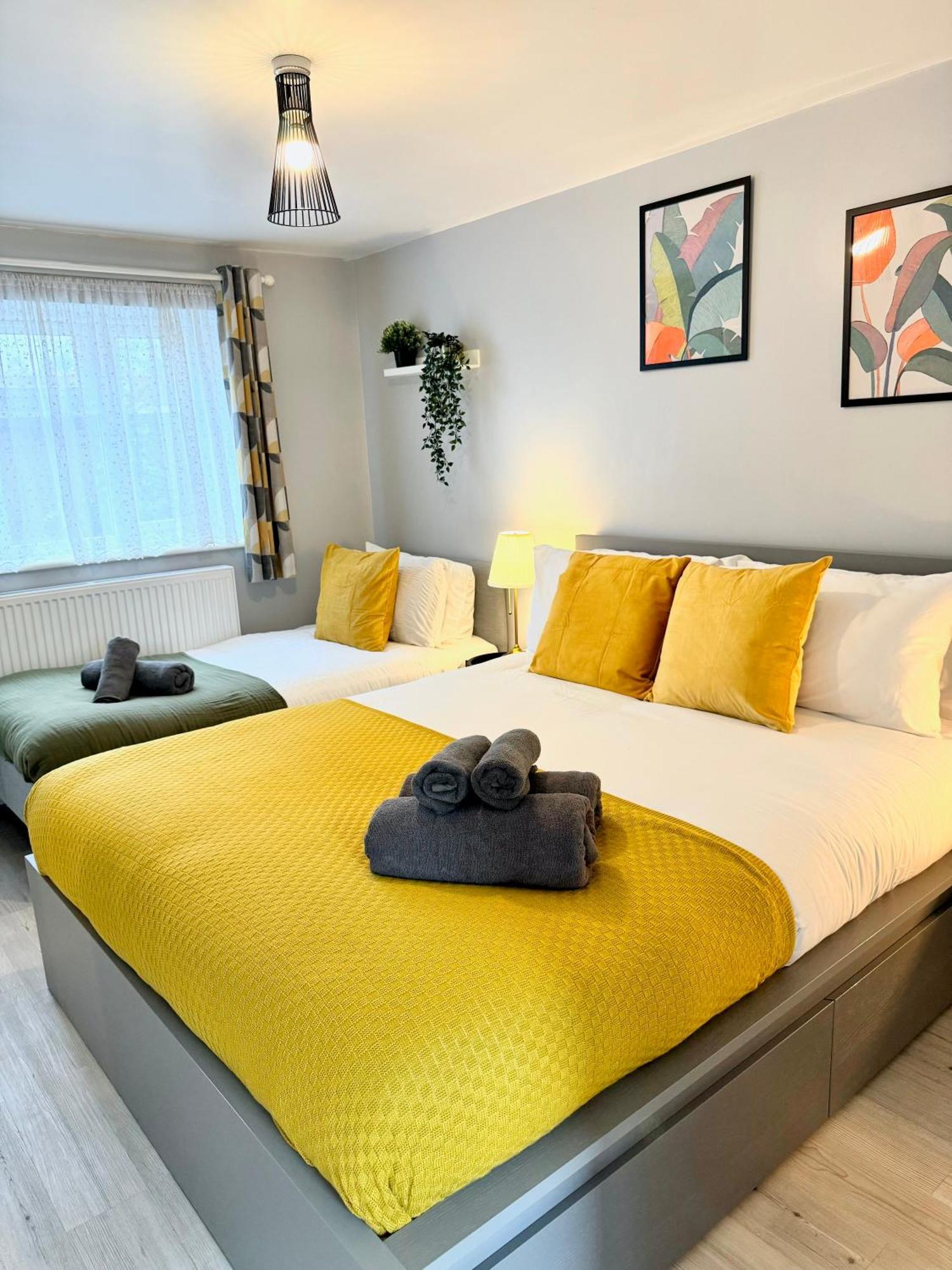 Apartment Garden 1-bed Flat 30min To Downtown & Free Parking London