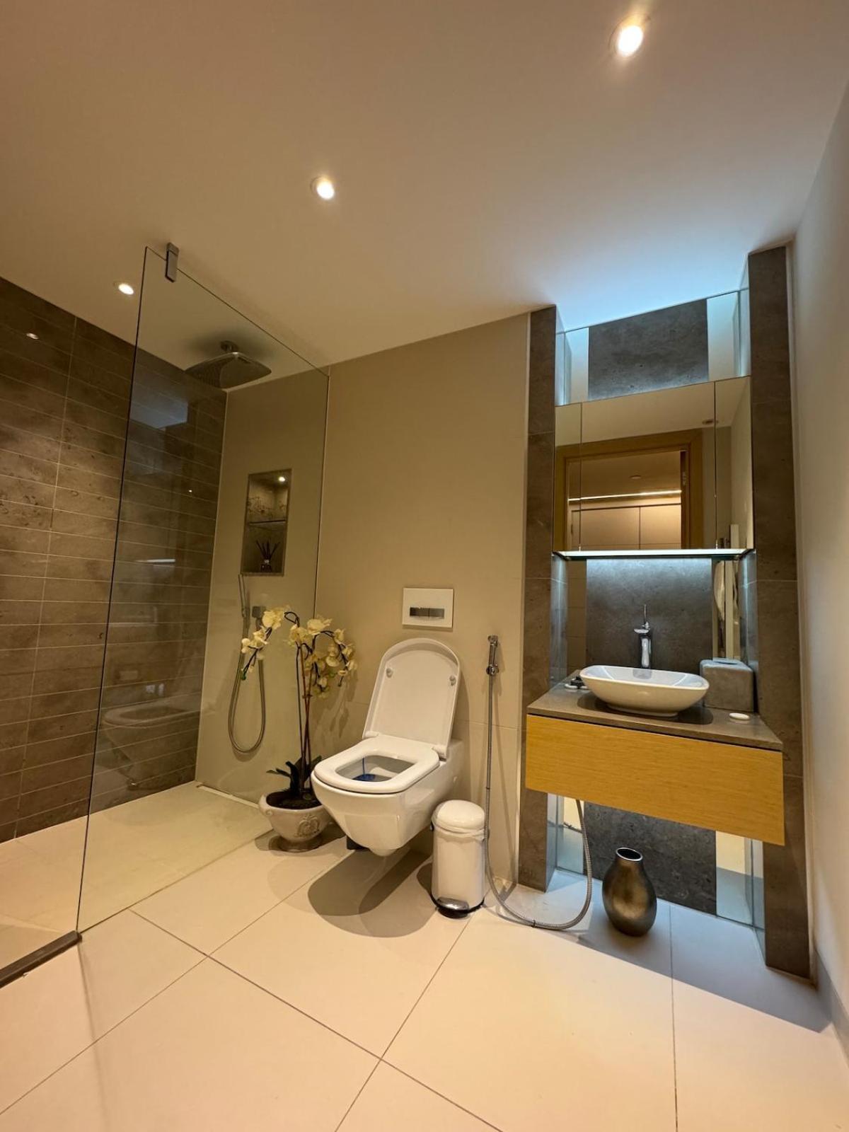 Appartement Luxury 2br In Heart Of *