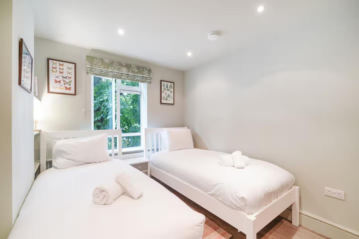 Pass The Keys Modern & Bright 3 Bedroom In Leafy Barnsbury *