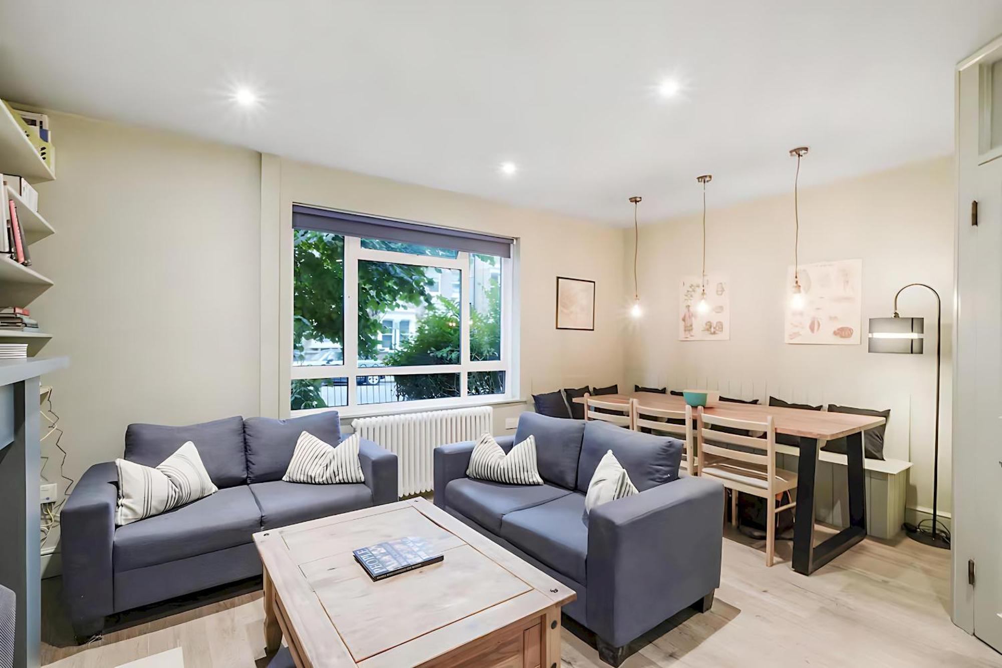 Pass The Keys Modern & Bright 3 Bedroom In Leafy Barnsbury Hébergement de vacances *