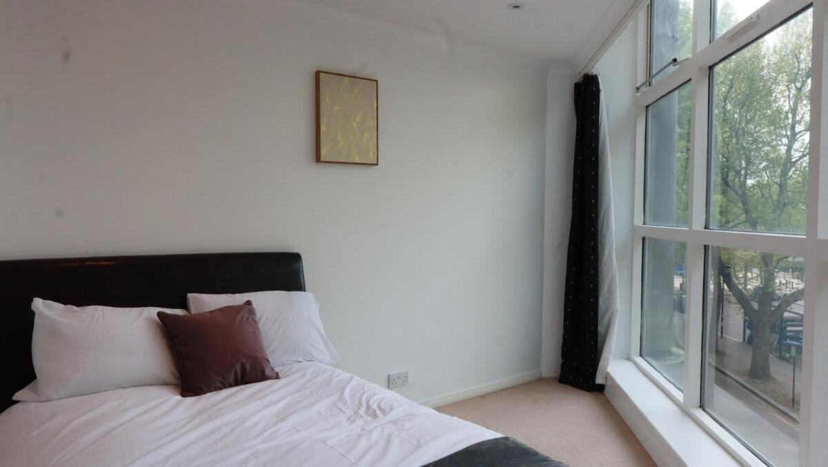 Appartement Riverside 3 Bed 2 Bath Apartment- Free Parking
