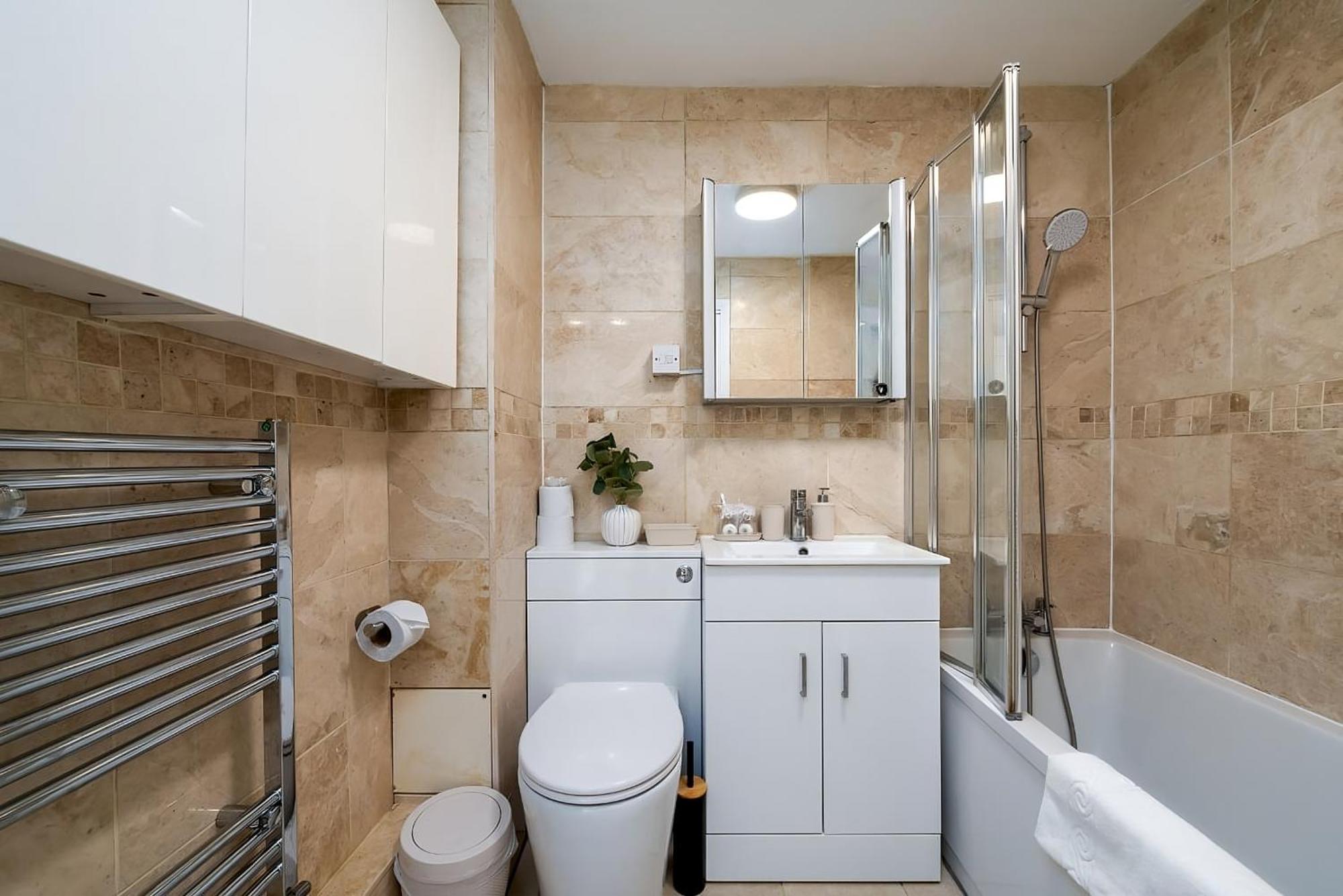 Luxury Two Bedroom River View In Canary Wharf Londres