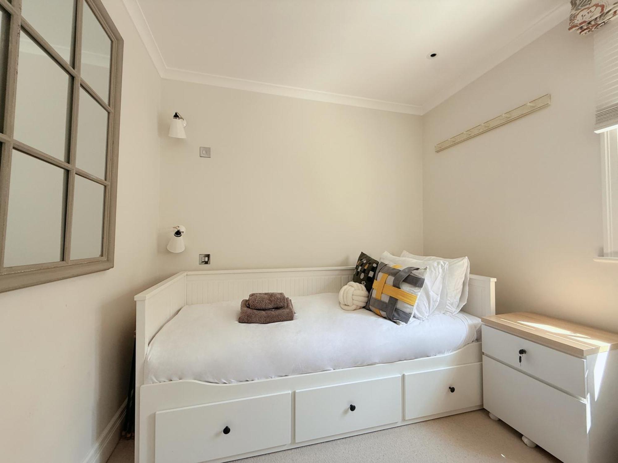 Stylish 3-bedroom Terrace House Near Earls Court Villa *