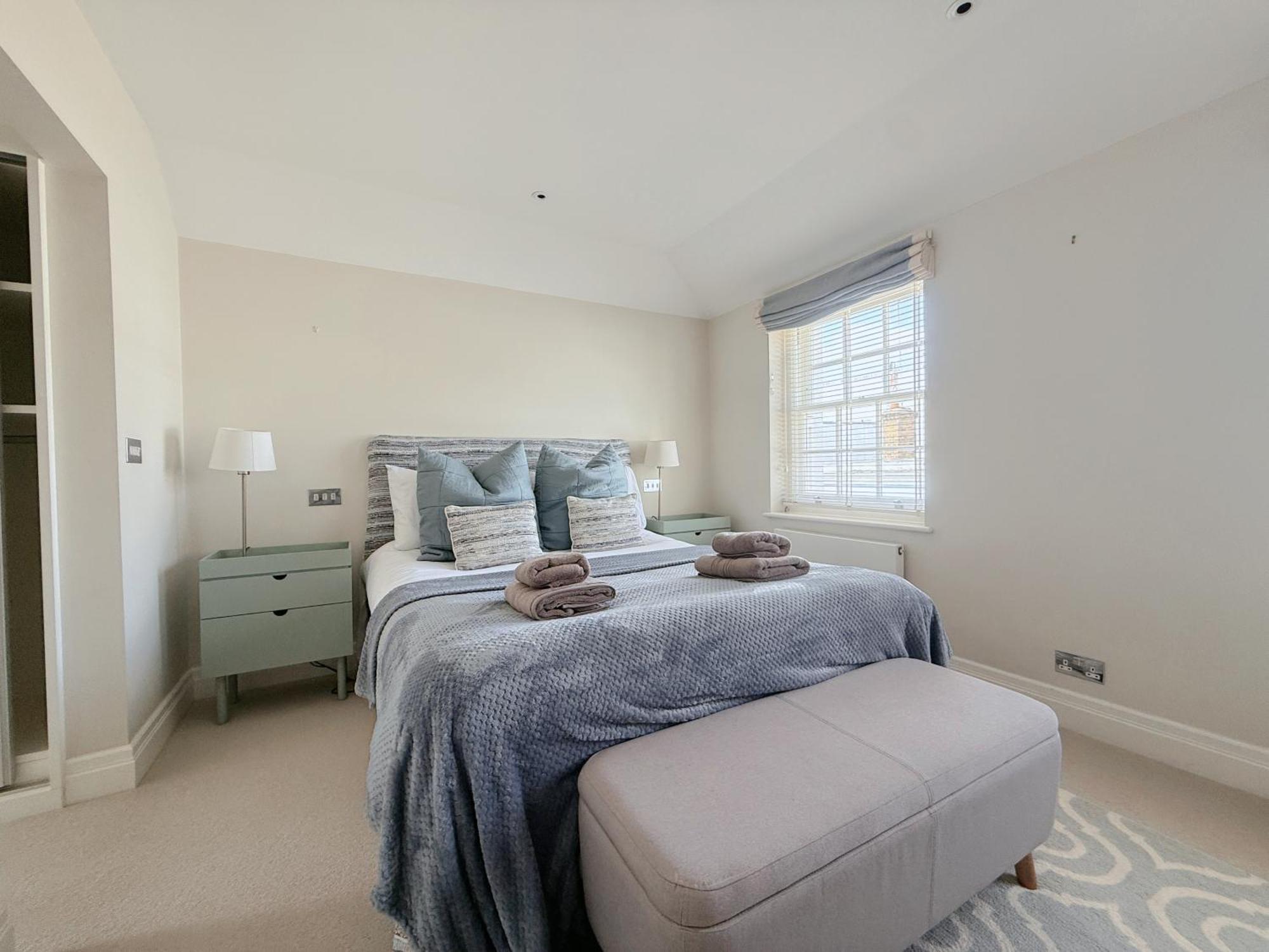 Stylish 3-bedroom Terrace House Near Earls Court Villa *