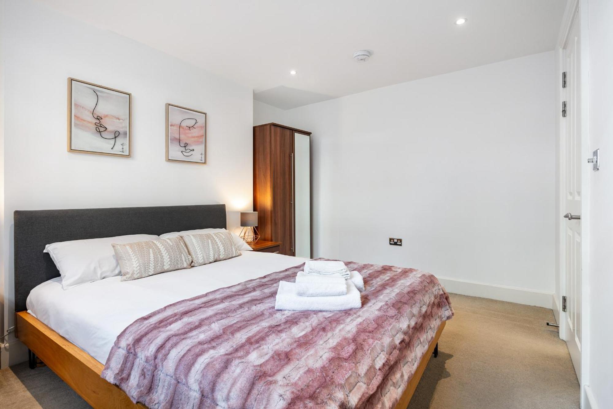 Stylish 2br With Garden By St Pancras International * Londres