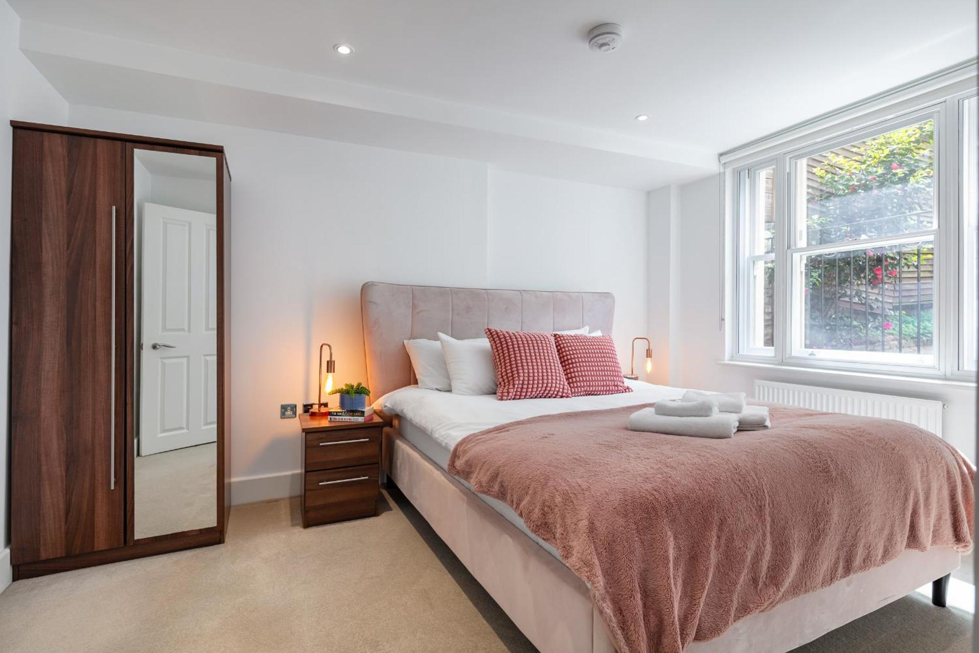 Stylish 2br With Garden By St Pancras International * Londres
