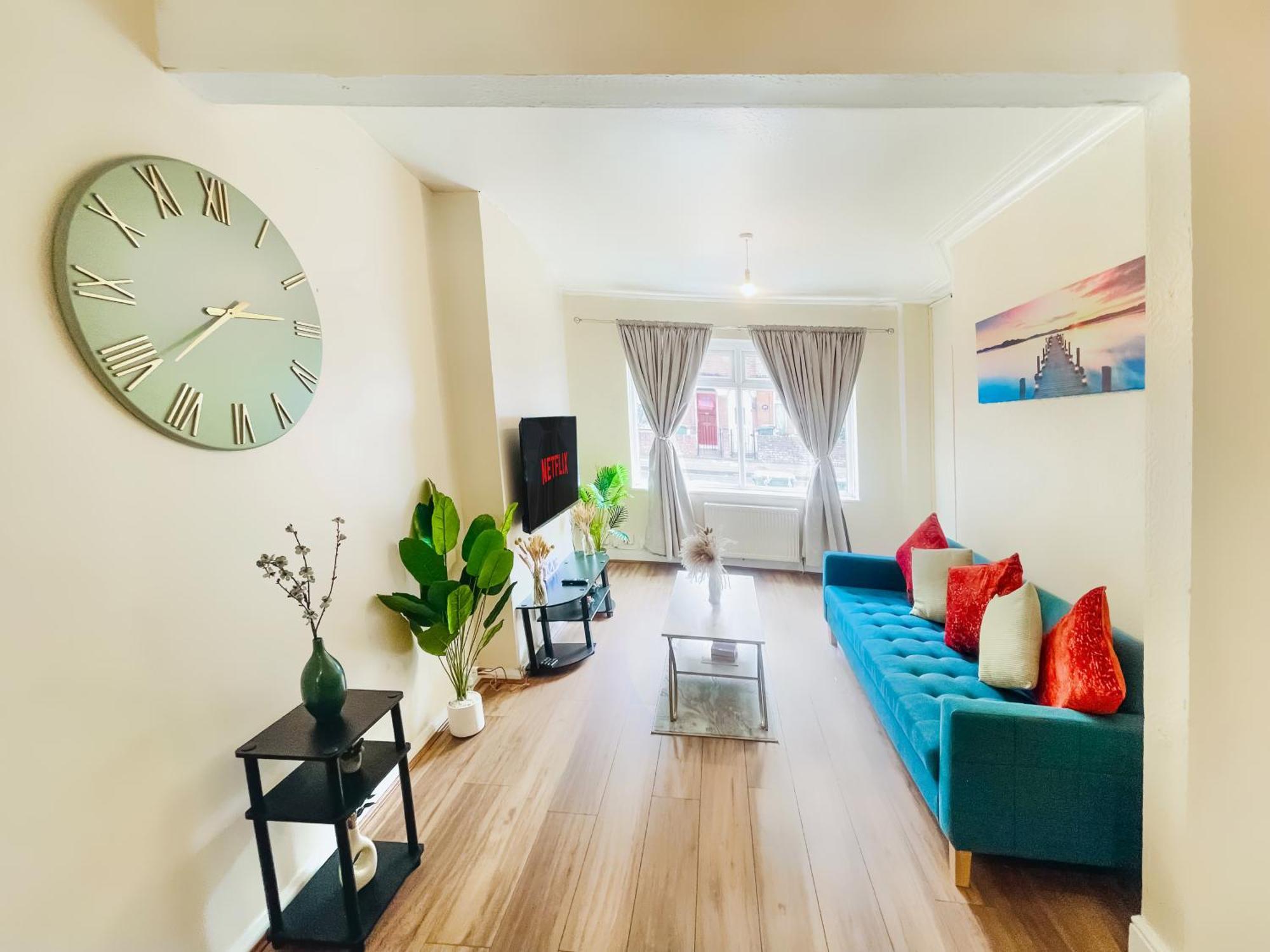 Plaistow Near Custom House Excel Free Parking *
