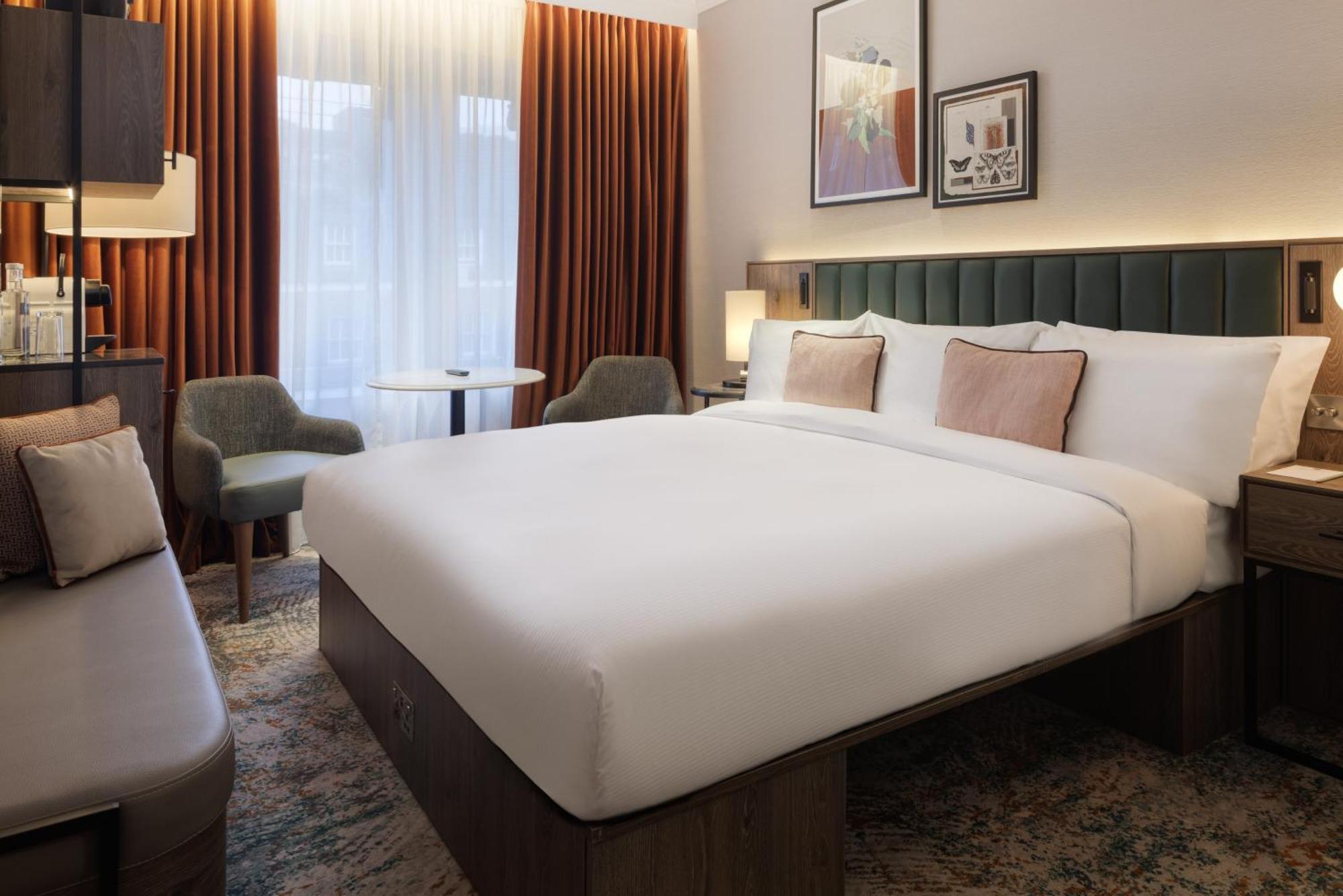 The Memoir Club Hotel Londres
