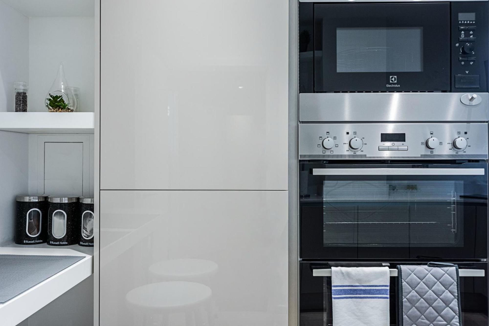 Chiswick Park 3 Bed 3 Bath West London - Parking Londres