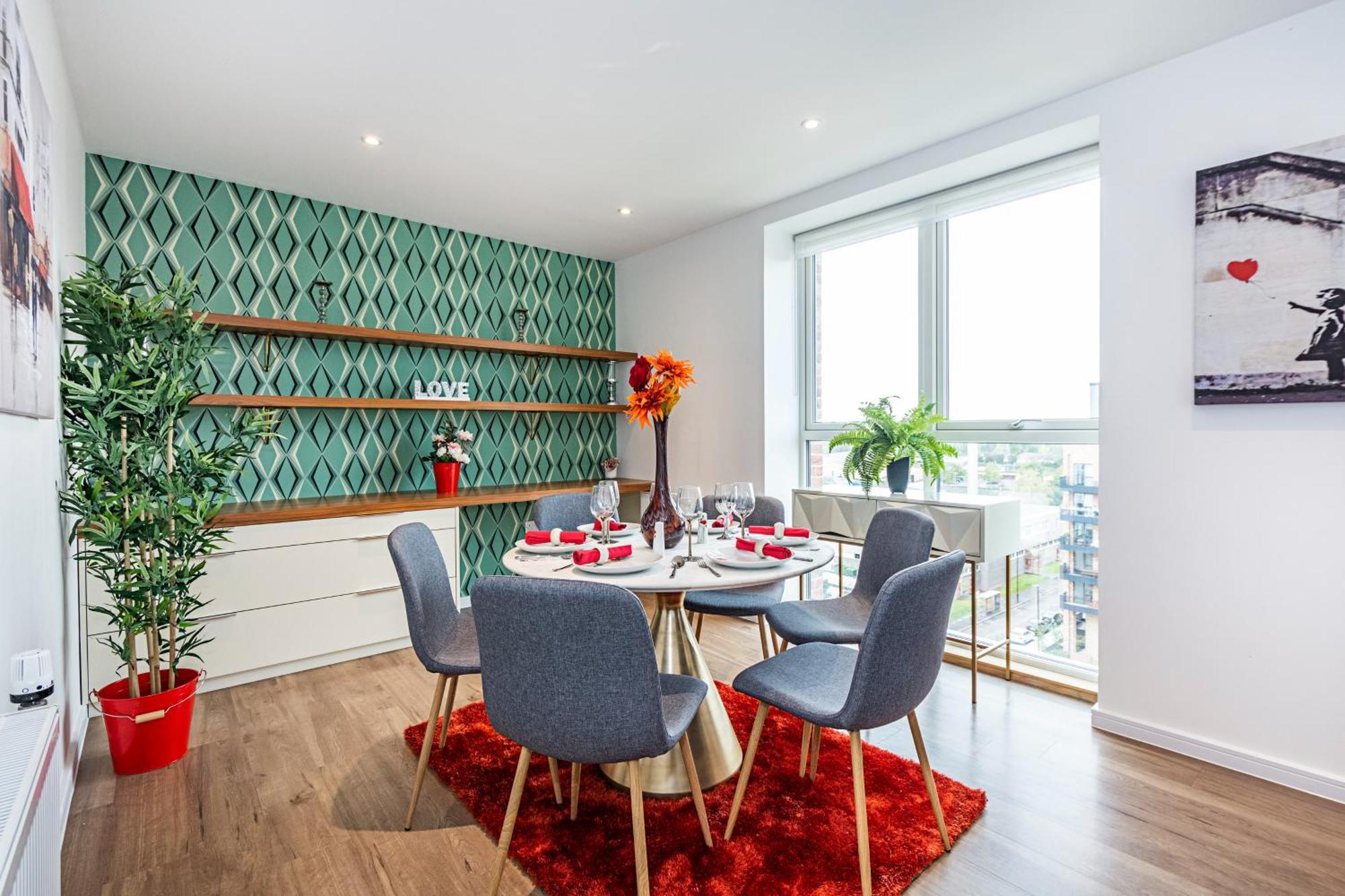 Chiswick Park 3 Bed 3 Bath West London - Parking Appartement