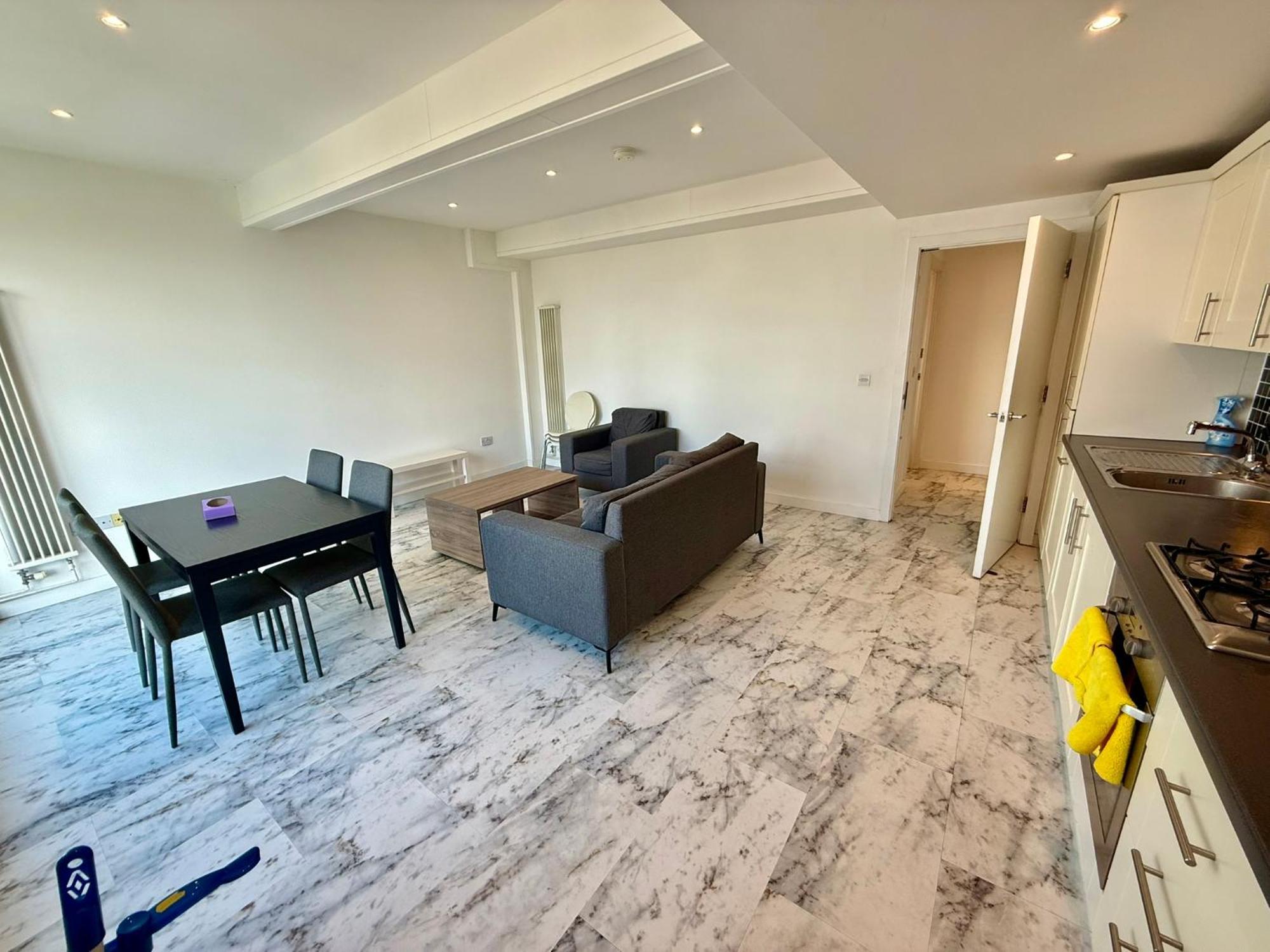 Deluxe Entire With 2x Bedrooms, 2x Bathrooms And A Big Living In The Olympic Park And Westfield At Stratford Appart hôtel Londres