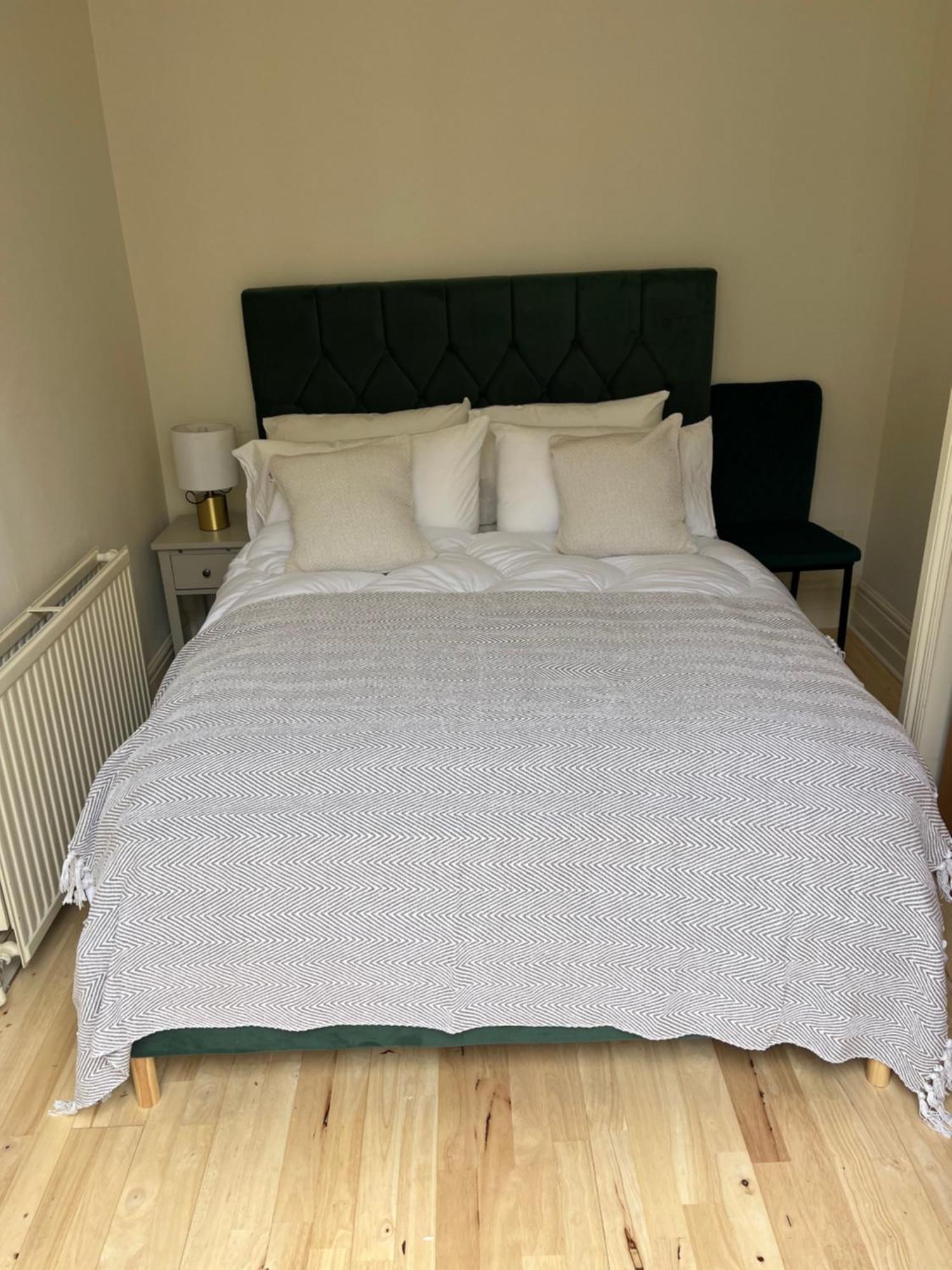 Newly Refurbished- Awesome Very Central Flat In Famous Notting Hill With A Balcony Appartement