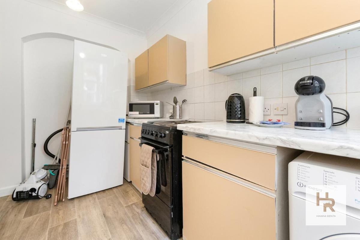 Appartement Prime Location - Stylish Retreat - Wifi & Netflix Londres