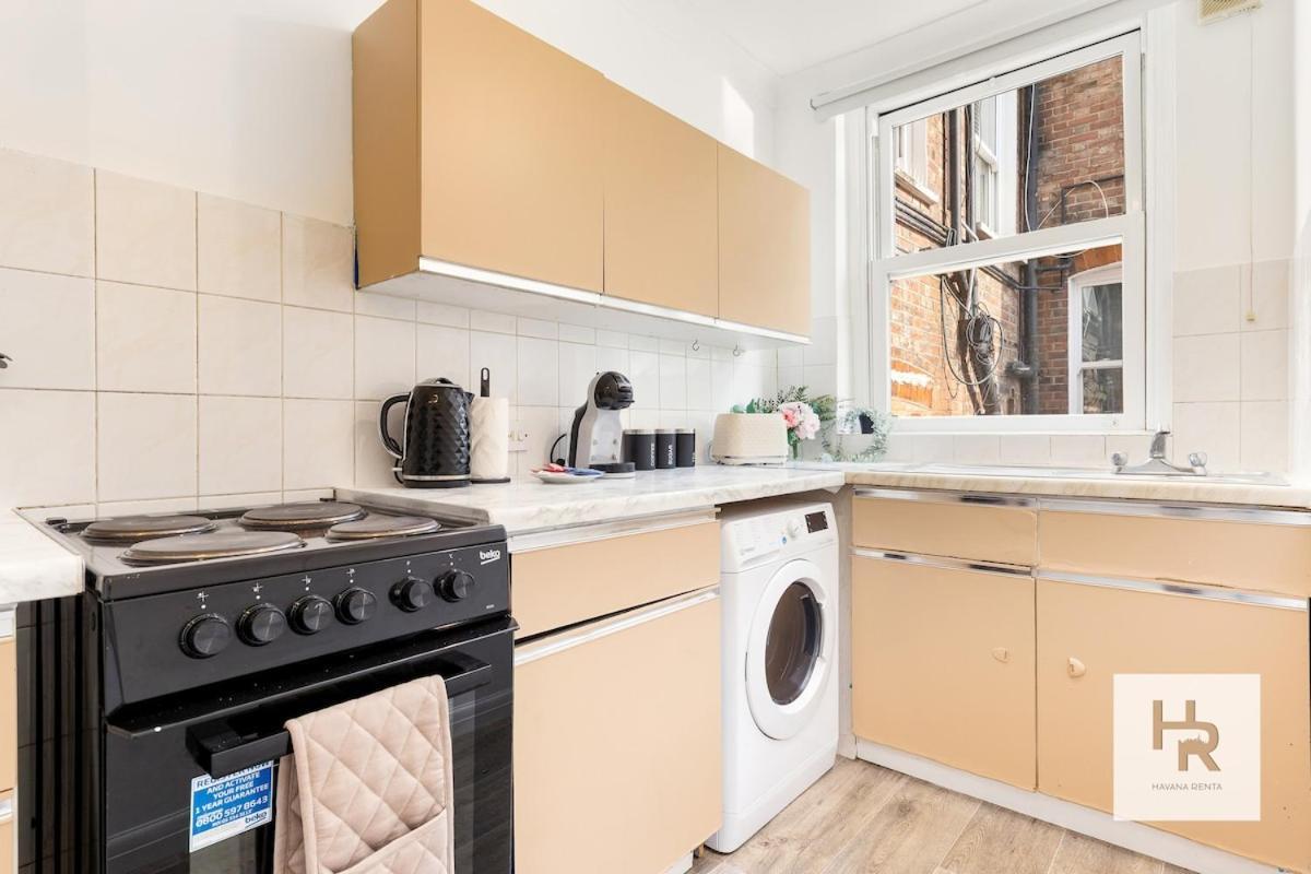 Appartement Prime Location - Stylish Retreat - Wifi & Netflix *