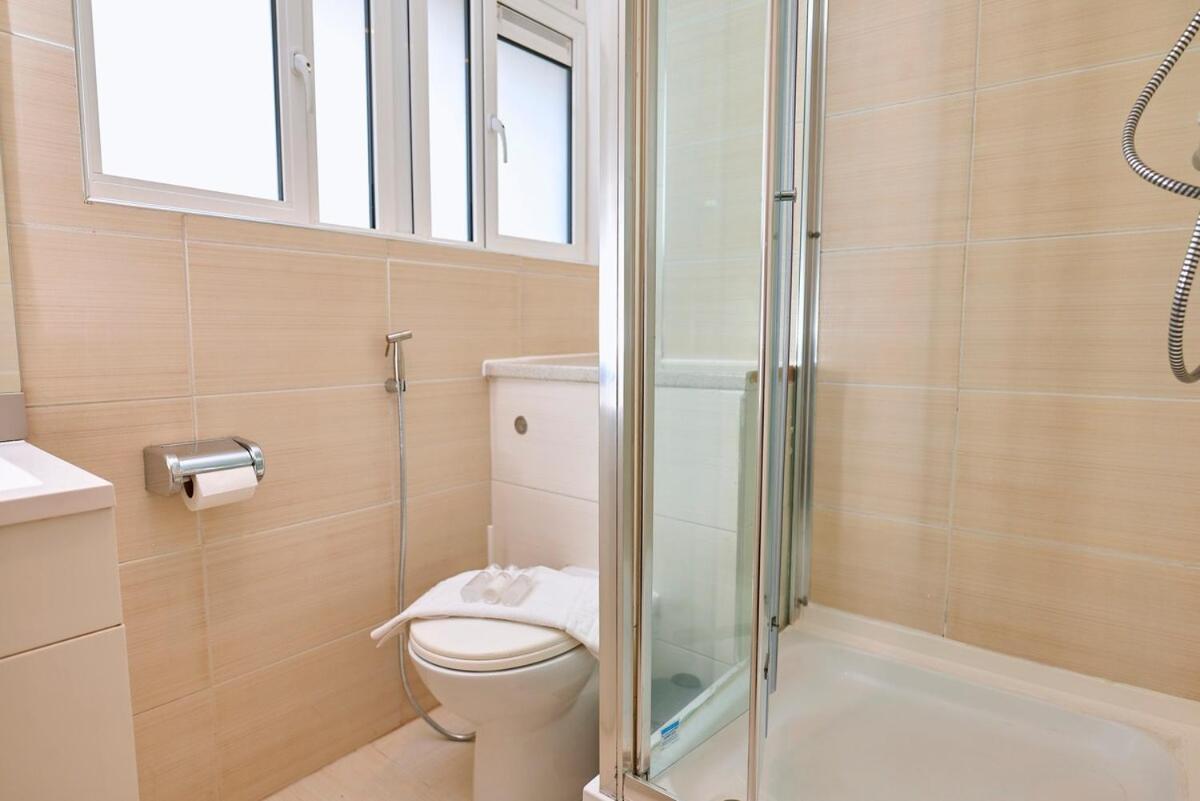 Elegant 3-bed Flat In Bayswater!