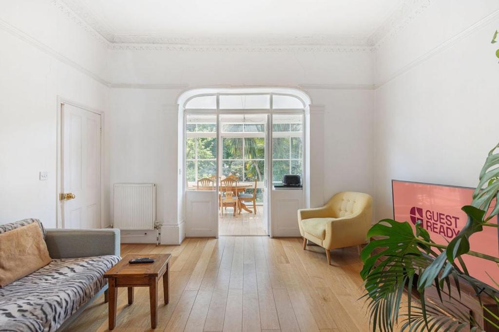 Guestready - Kensington Retreat With Terrace
