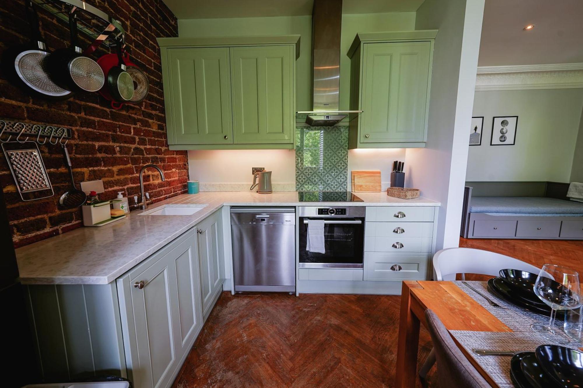 Paddington, Classic Two Bedroom Londres