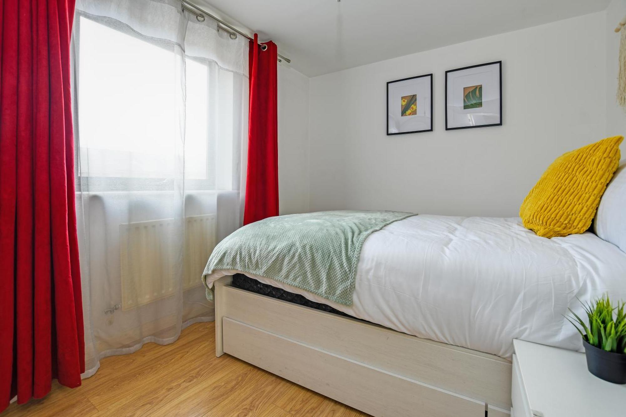 Appartement Beautiful Spacious 2 Bed Flat With 2 Parking Near Wembley Stadium *