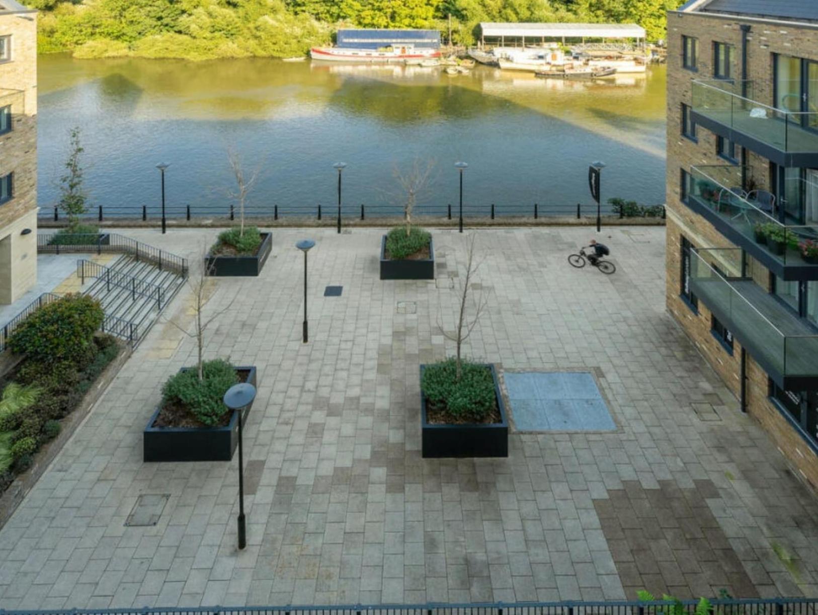 Appartement Serenity By The Water: 3 Bed 3 Bath West - Parking