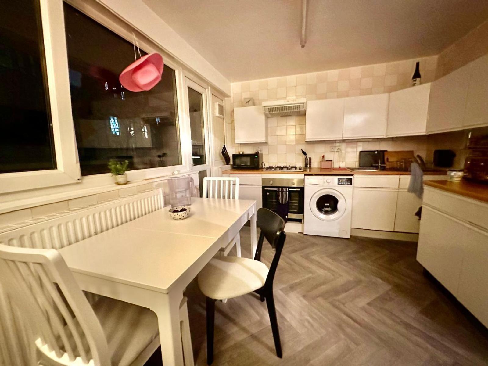 Renovu In East * Londen