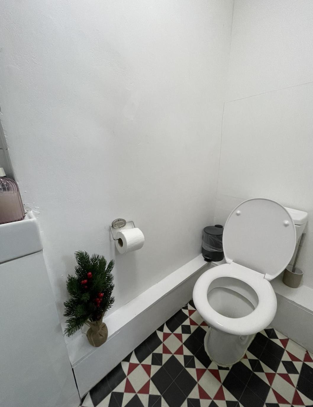 Private Flat In Heart Of *