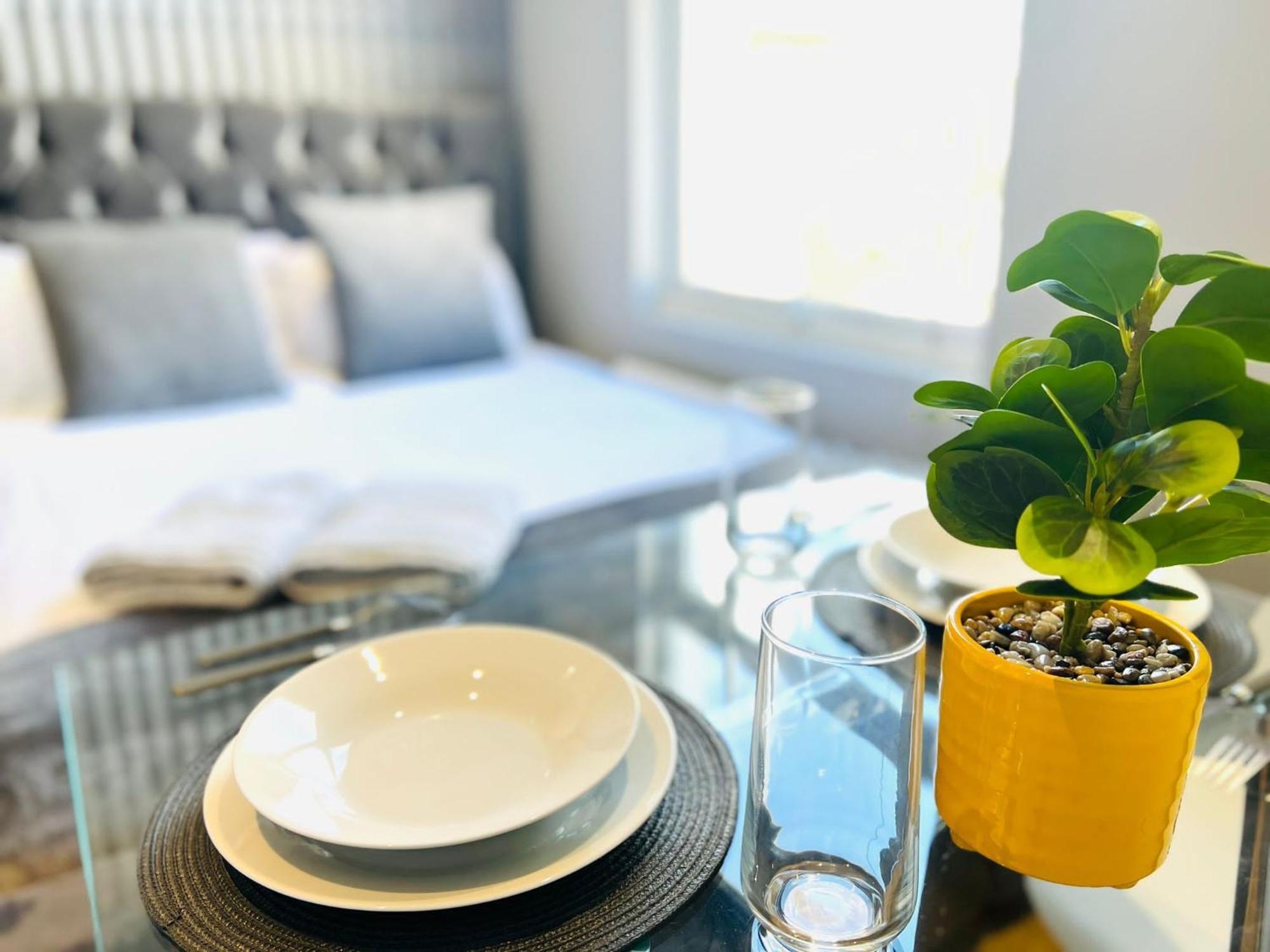 Holloway's House - No 37 - Bright & Cozy Escape Apartamento *