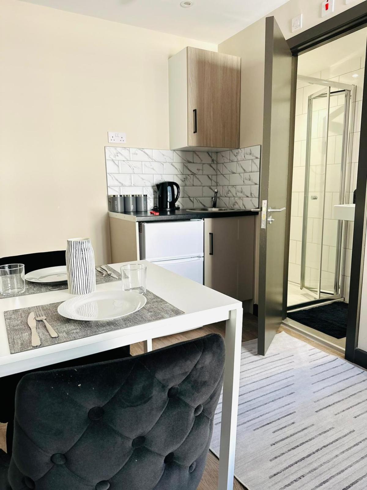 The Seven Sisters House - No 01a - Stylish Comfort Apartment