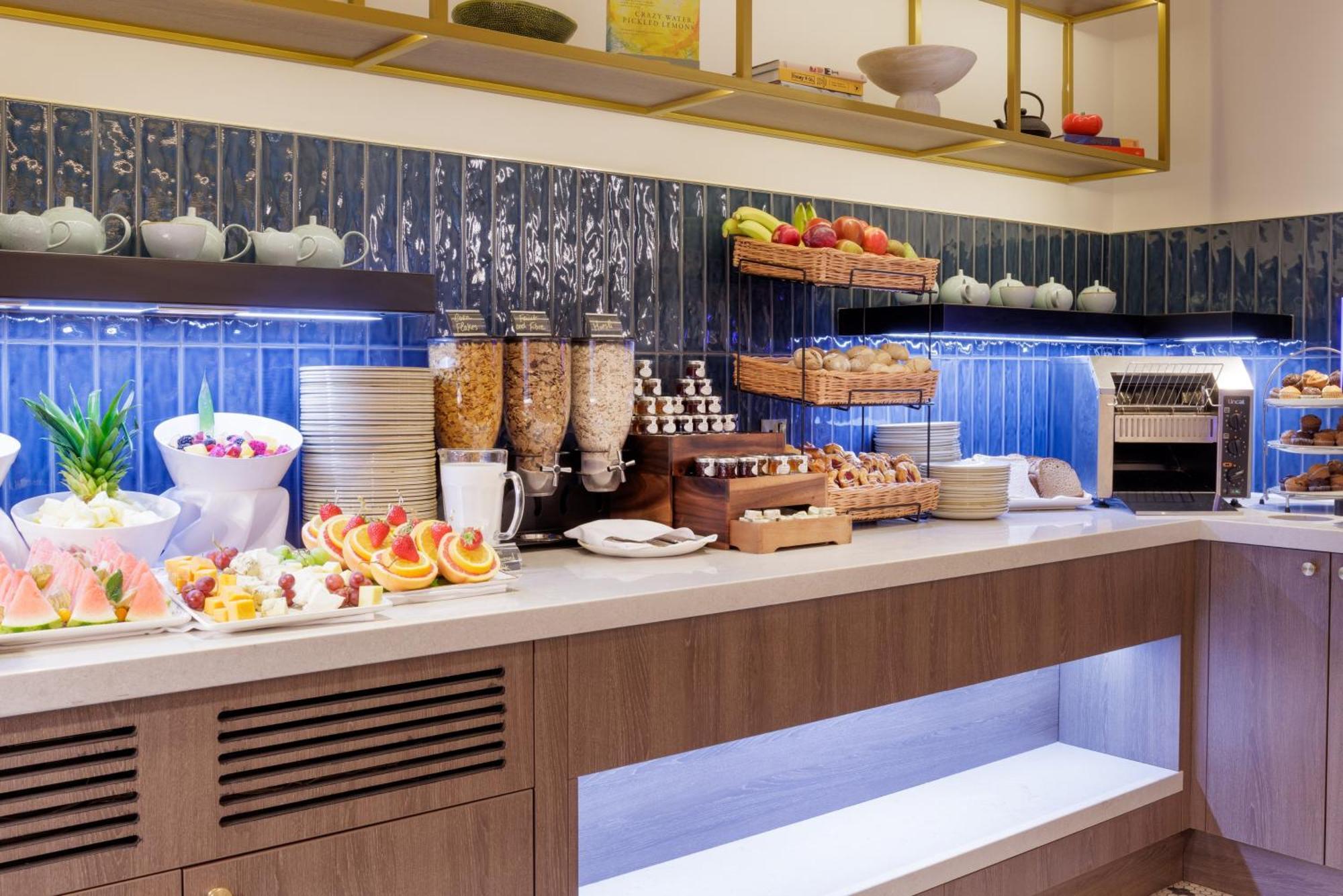 Hotel The Memoir Club, Formerly Ambassadors Bloomsbury 4*