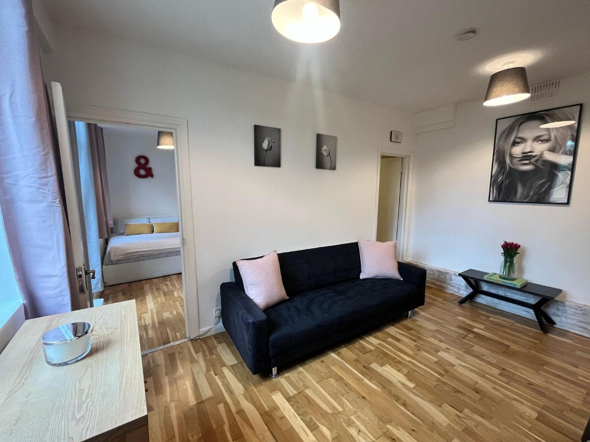 Charming 1-bedroom Southfields, Londres