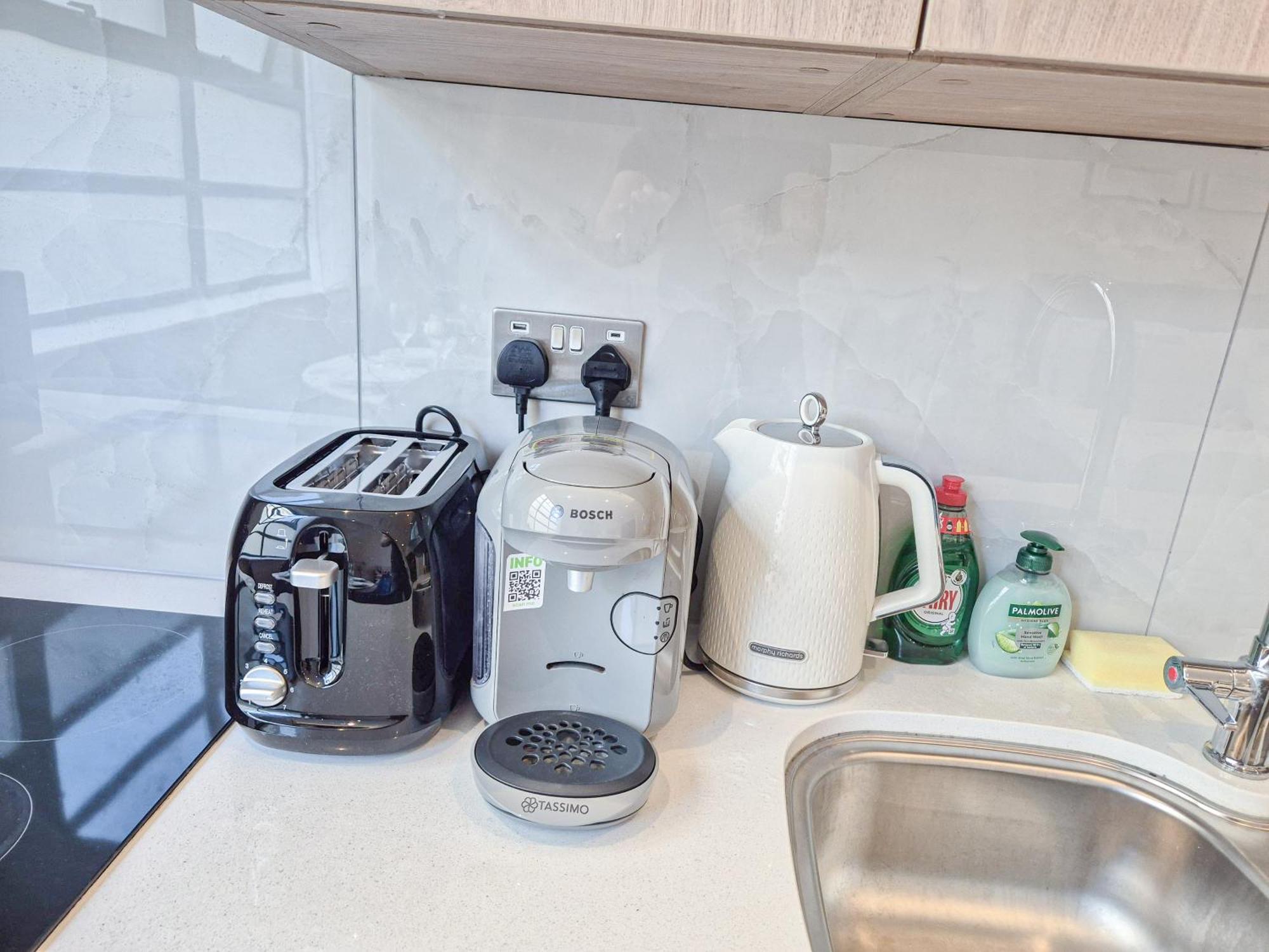 Modern & 3bedroom Flat With Pvt Balcony Steps From Regent's Park Apartamento *