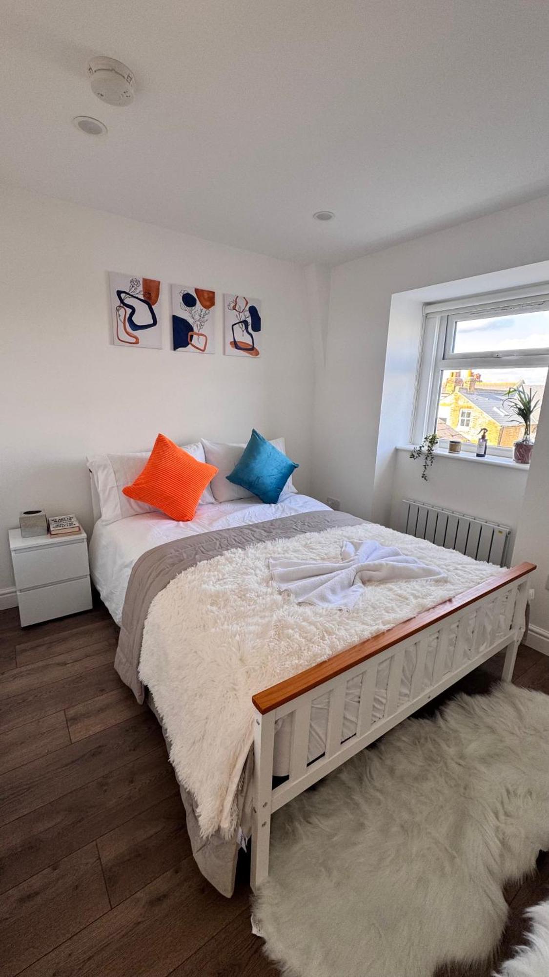 Cosy 2 Bed In Putney, Sleeps 6, With Netflix & Games Appartement