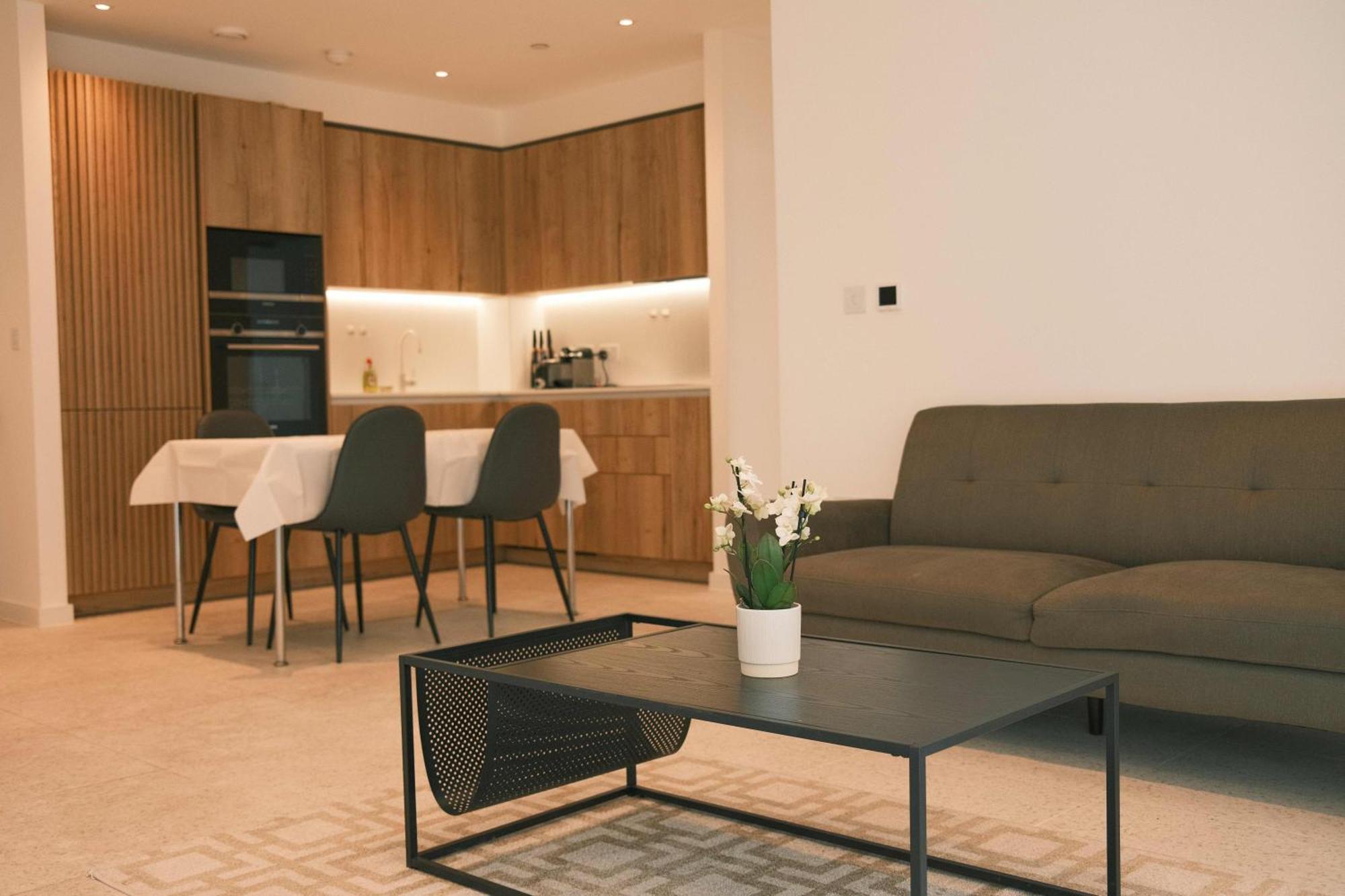 Stylish Flat In The Of * Londres