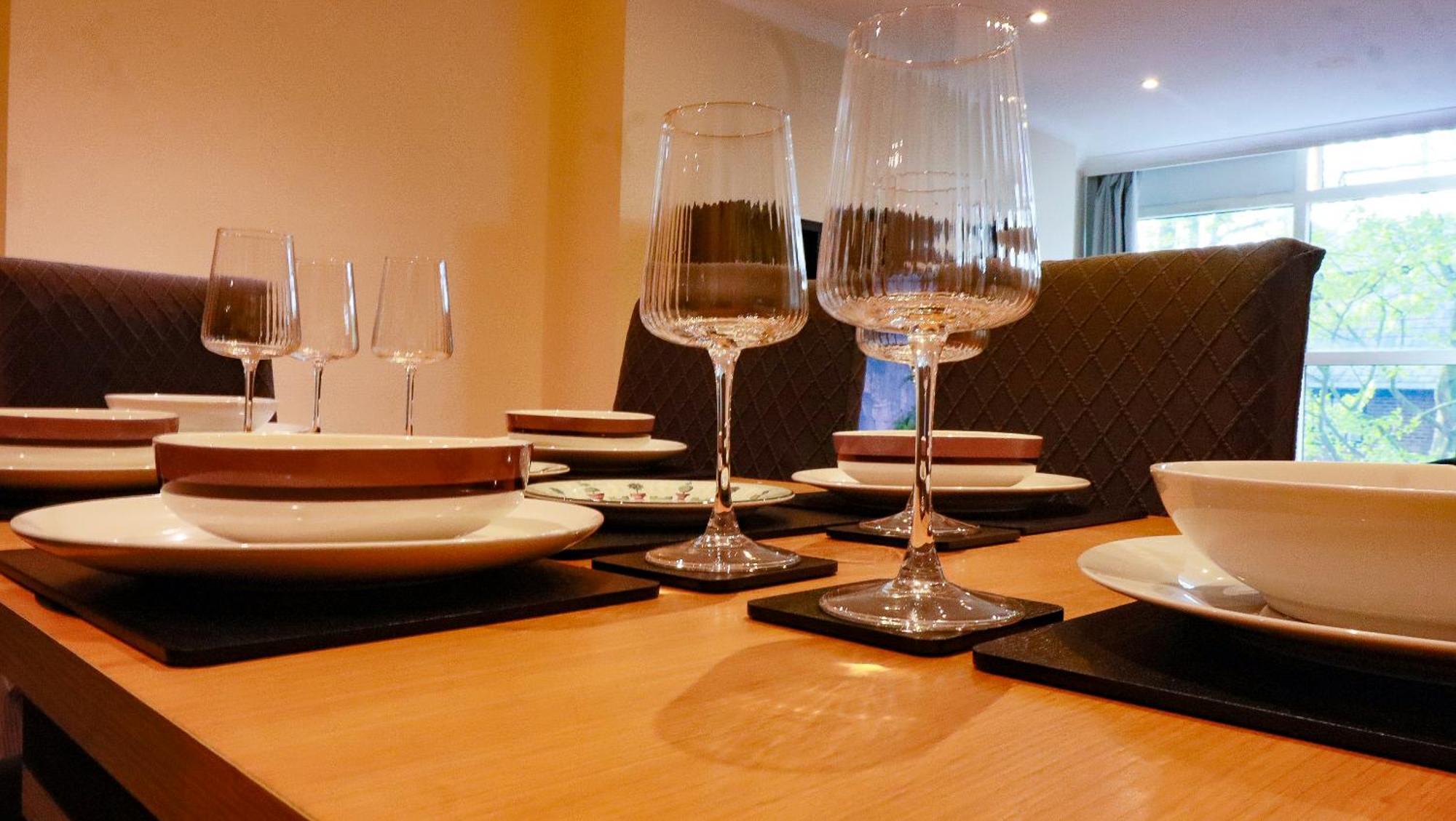 Riverside 3 Bed 2 Bath Apartment- Free Parking Appartement Londres