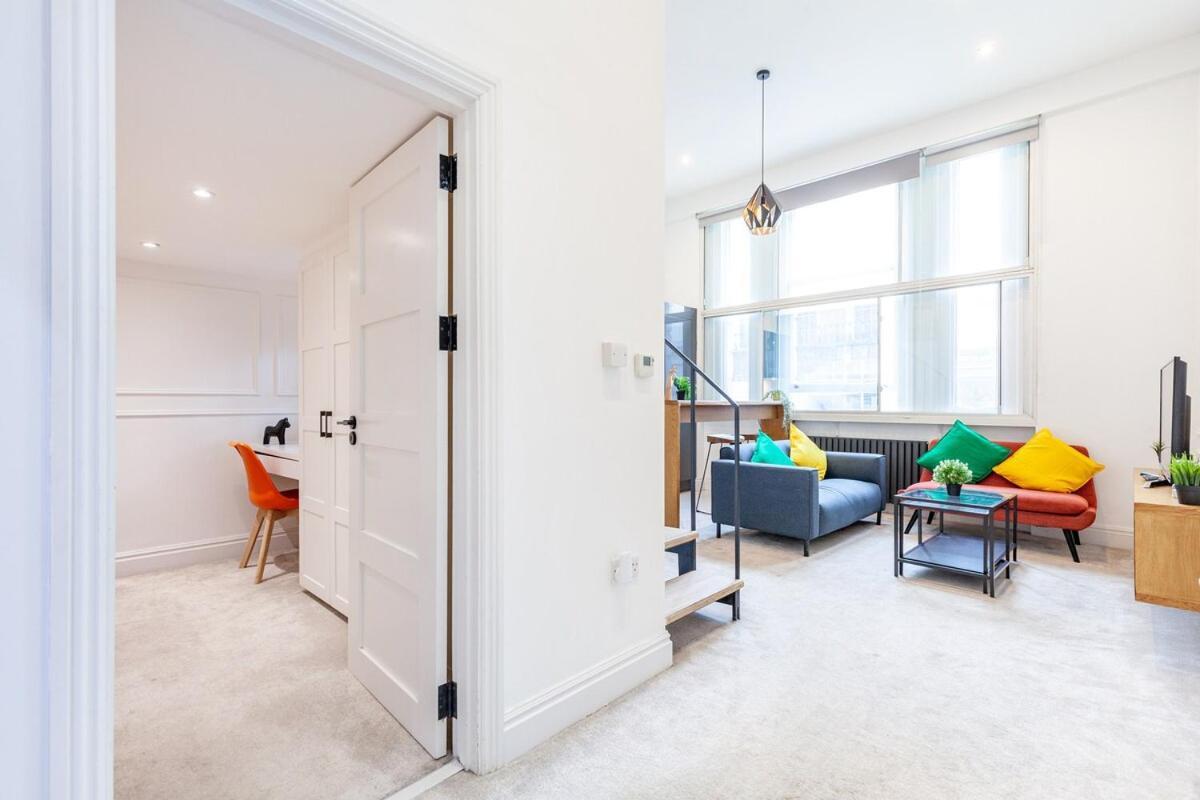 Two Bedroom Flat Next To Paddington St Londres