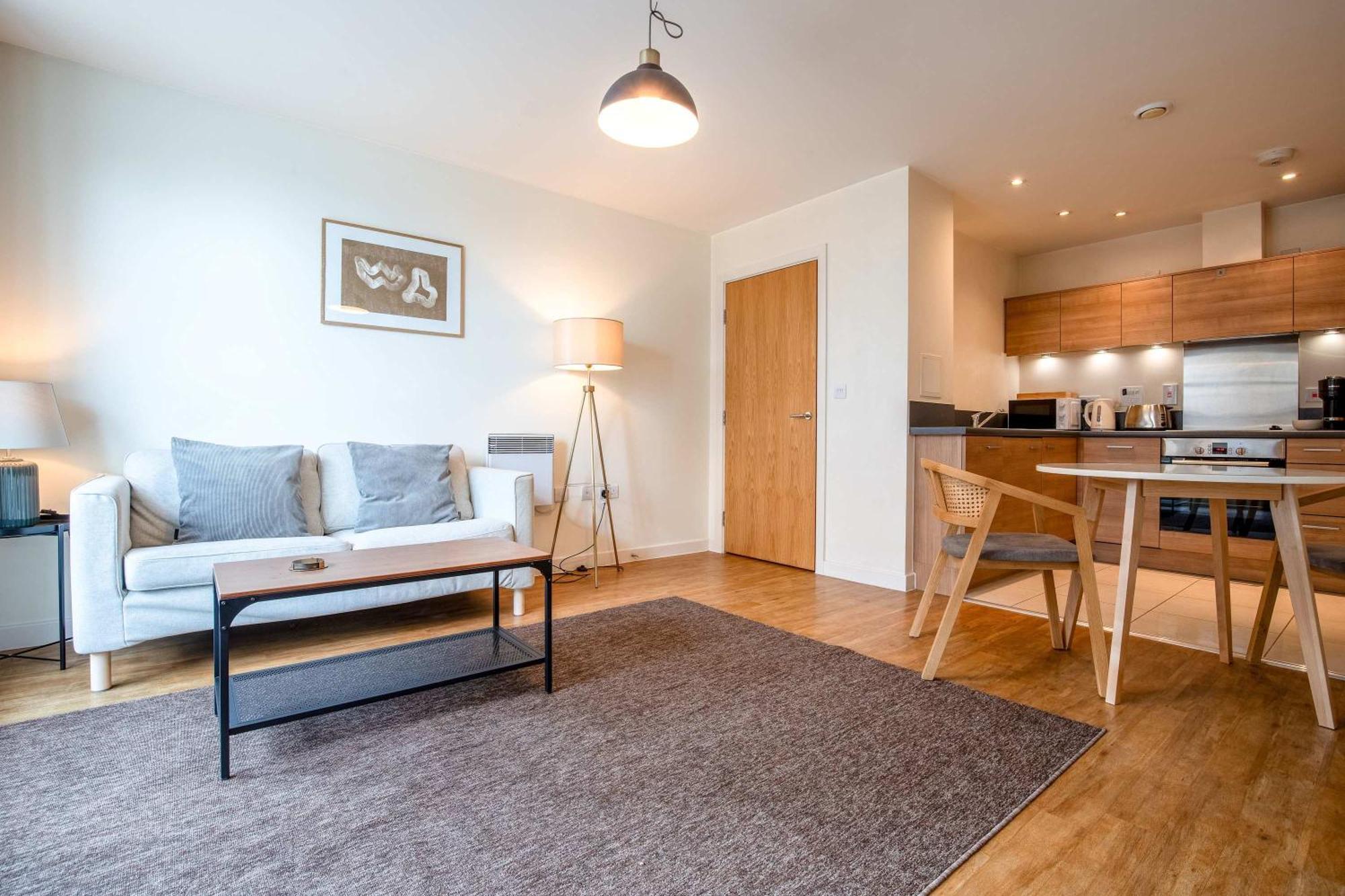 Appartement Londwell & Limehouse With Balcony *