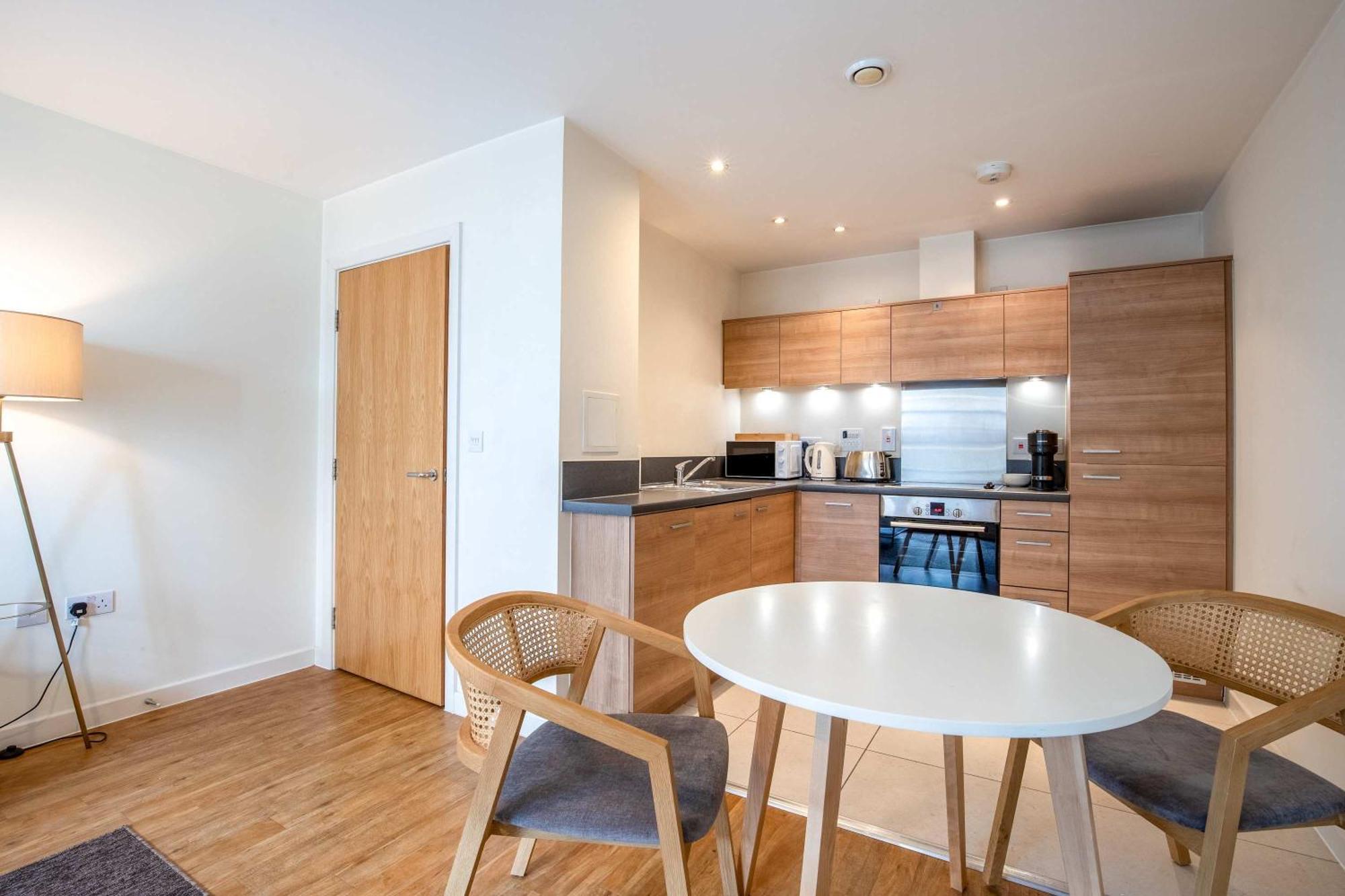 Londwell & Limehouse With Balcony * Londres