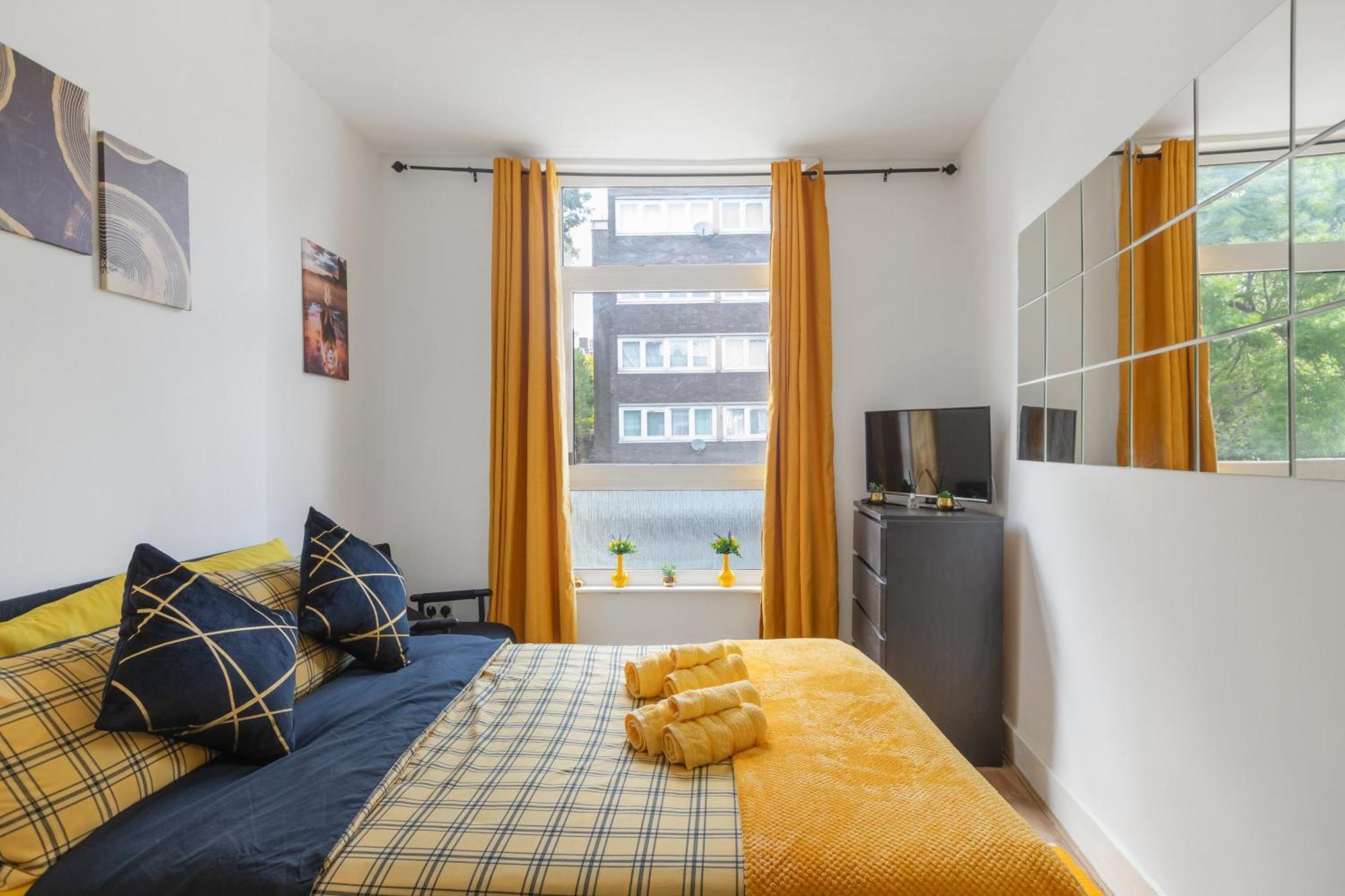 Cozy In Prime Notting Hill Apartment