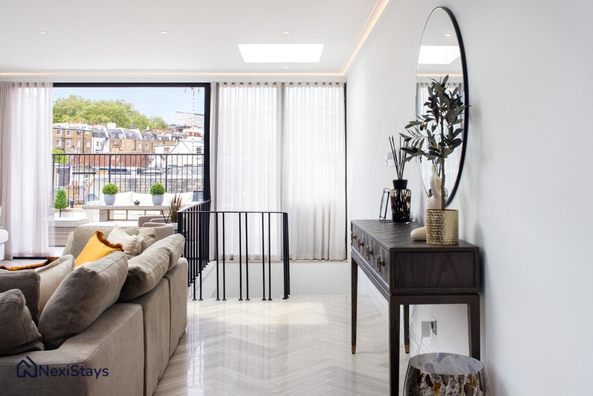 1 Min Walk To Harrods, Knightsbridge Penthouse Appartement
