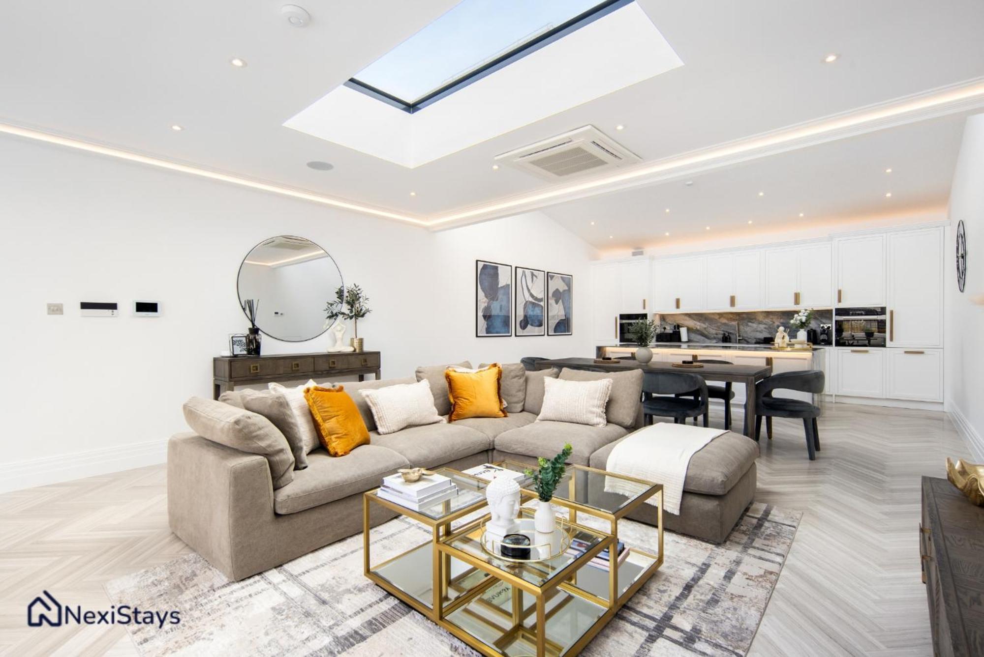 1 Min Walk To Harrods, Knightsbridge Penthouse Londen