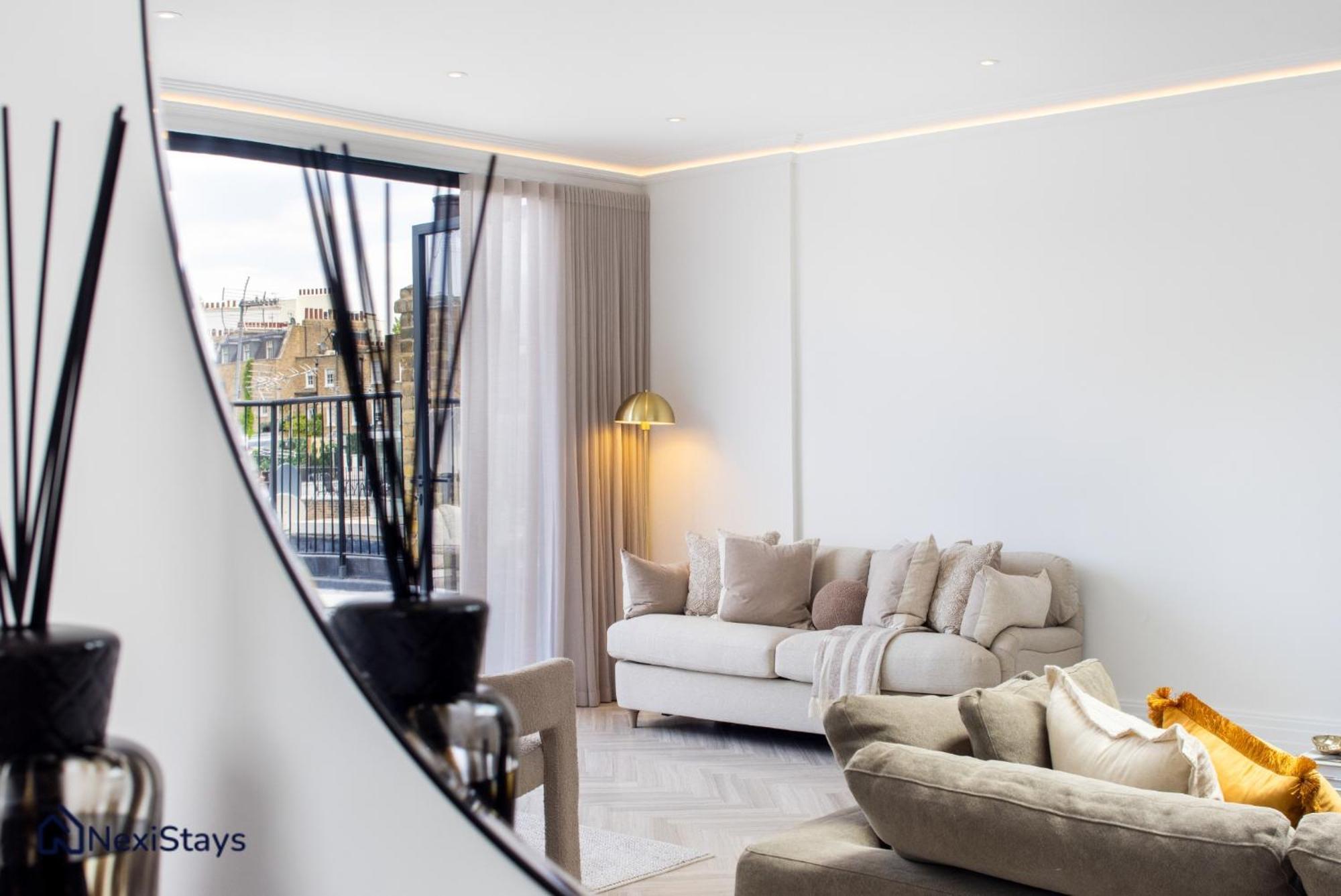 1 Min Walk To Harrods, Knightsbridge Penthouse Appartement *