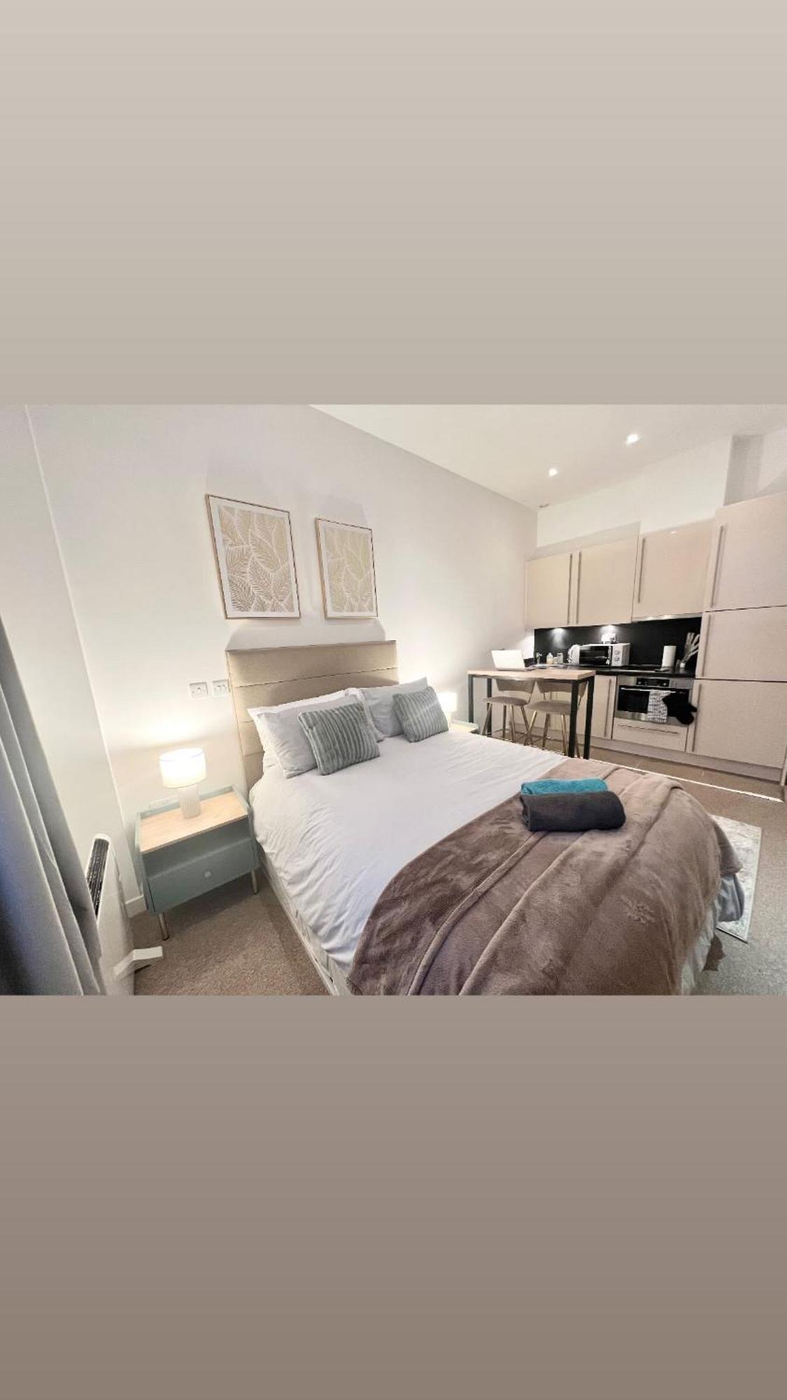 Luxury With Super Fast Wifi Gated Development